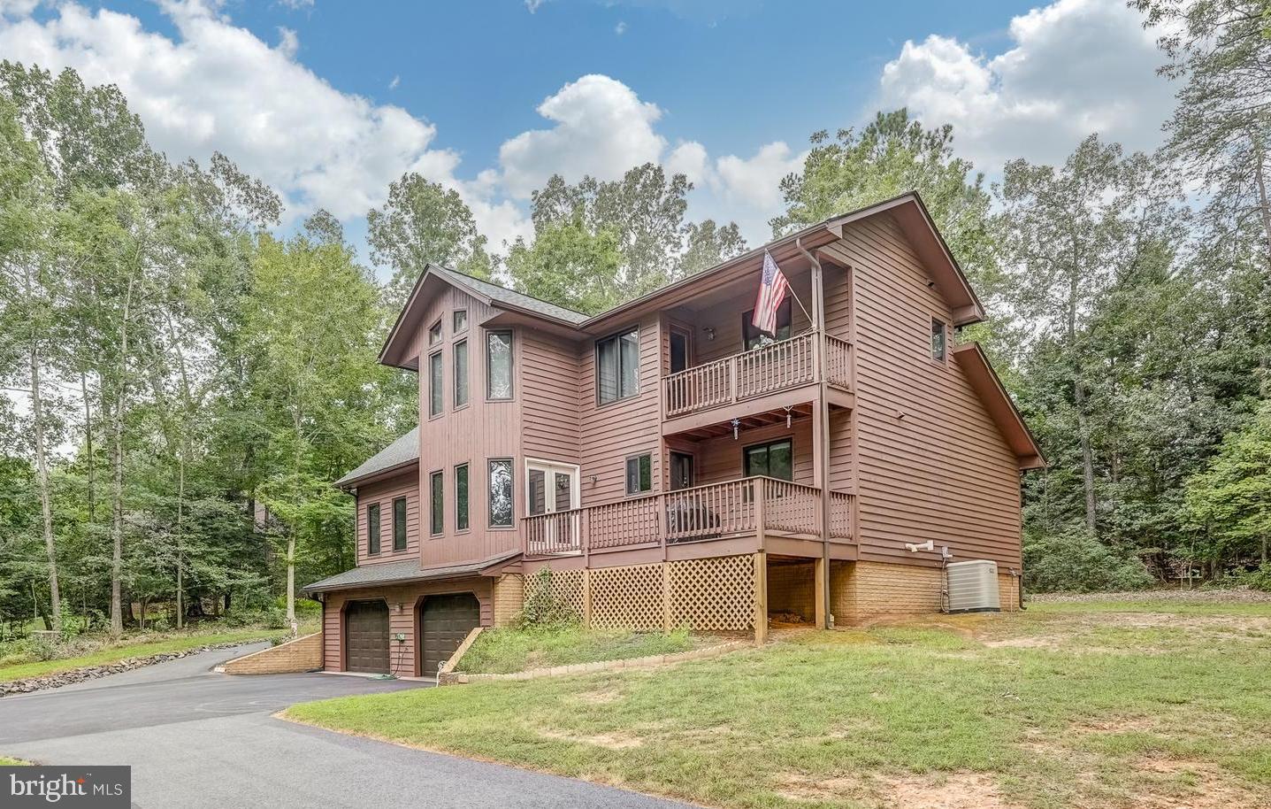 WINDWOOD COVES - Residential