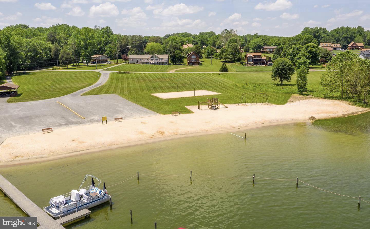 WINDWOOD COVES - Residential