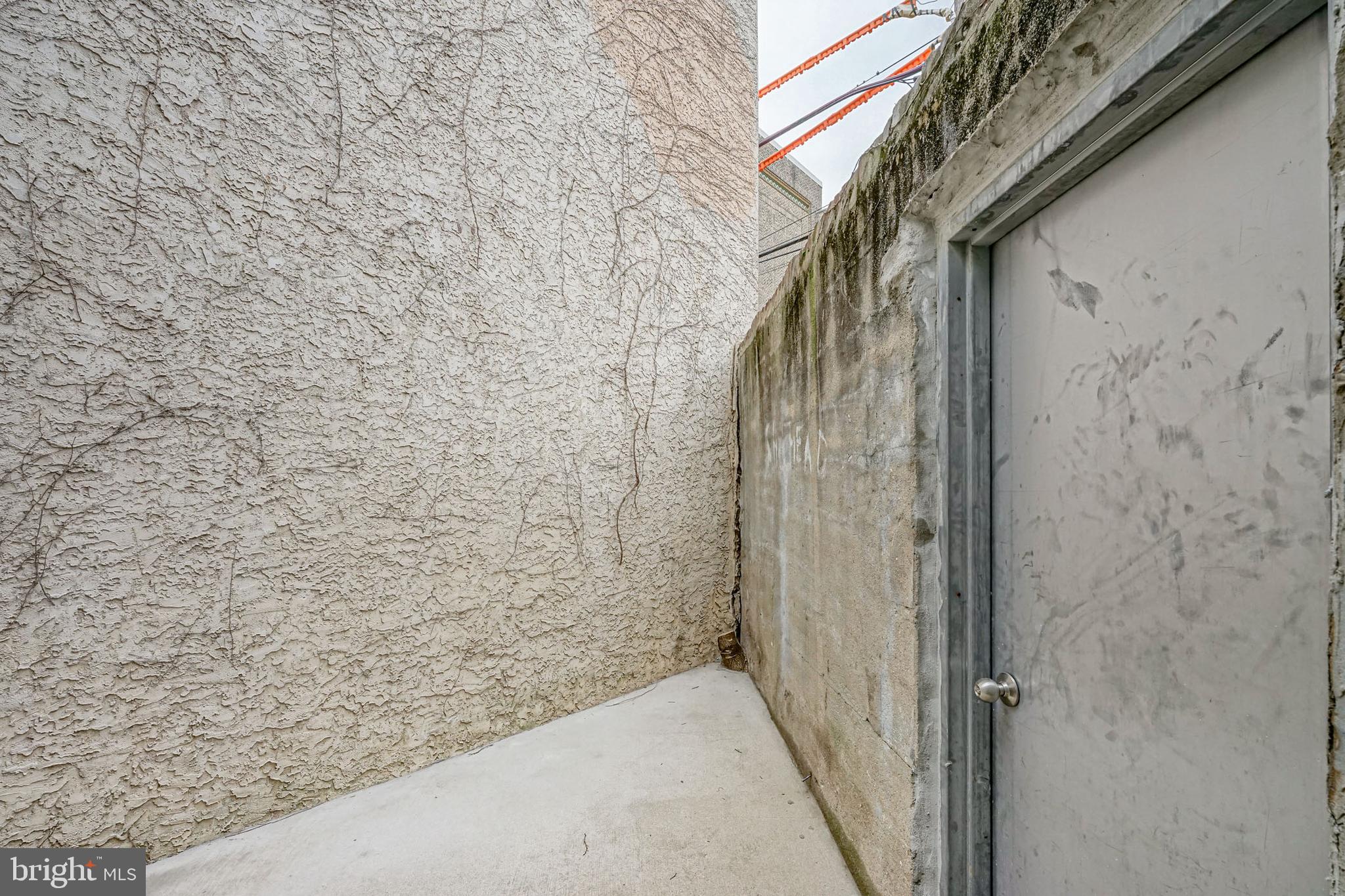 NORTHERN LIBERTIES - Commercial Sale