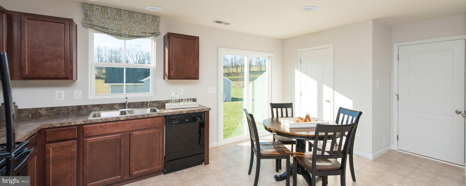 WILLOW WOODS - Residential