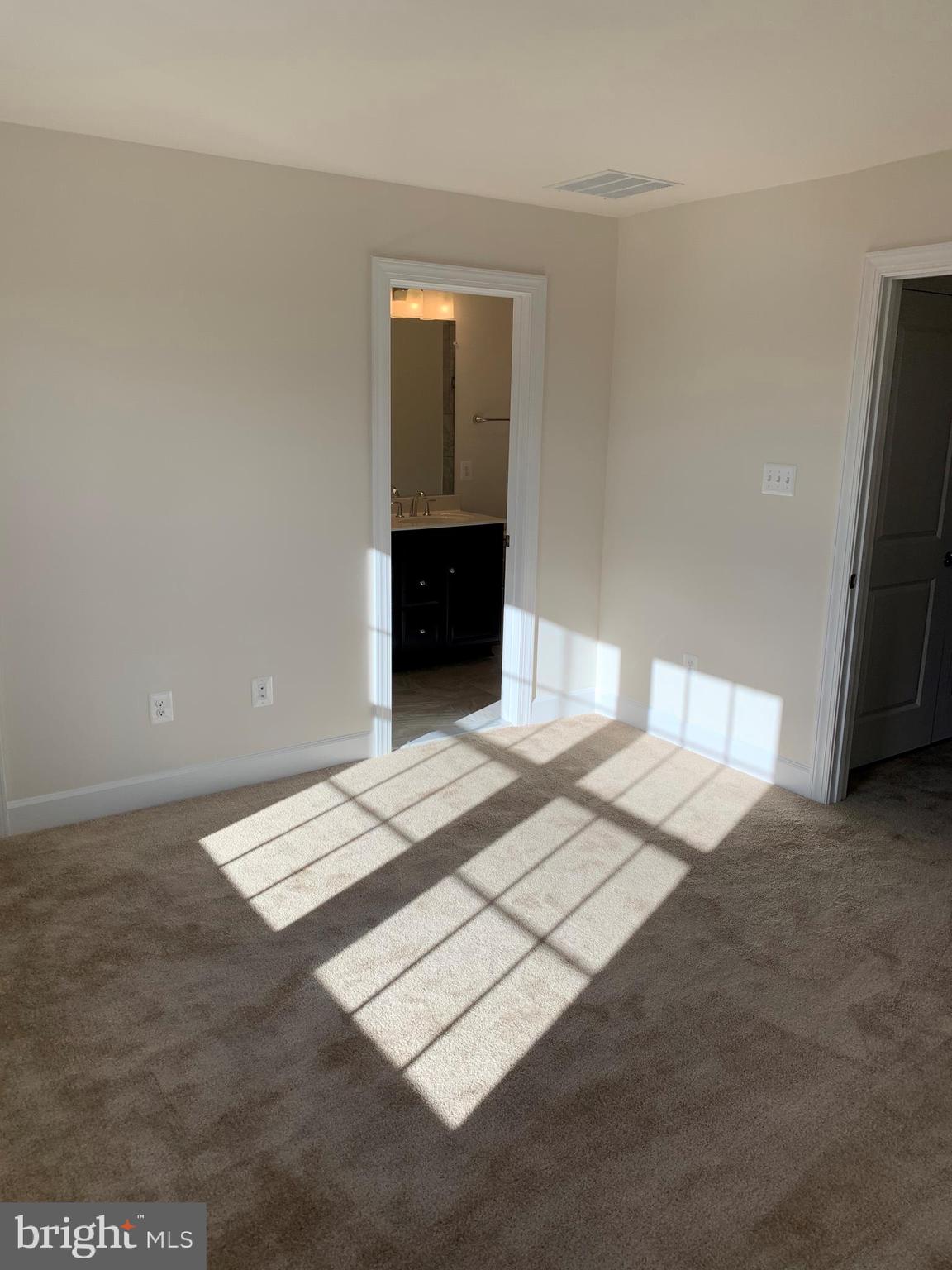 HAMILTON PARK - Residential Lease