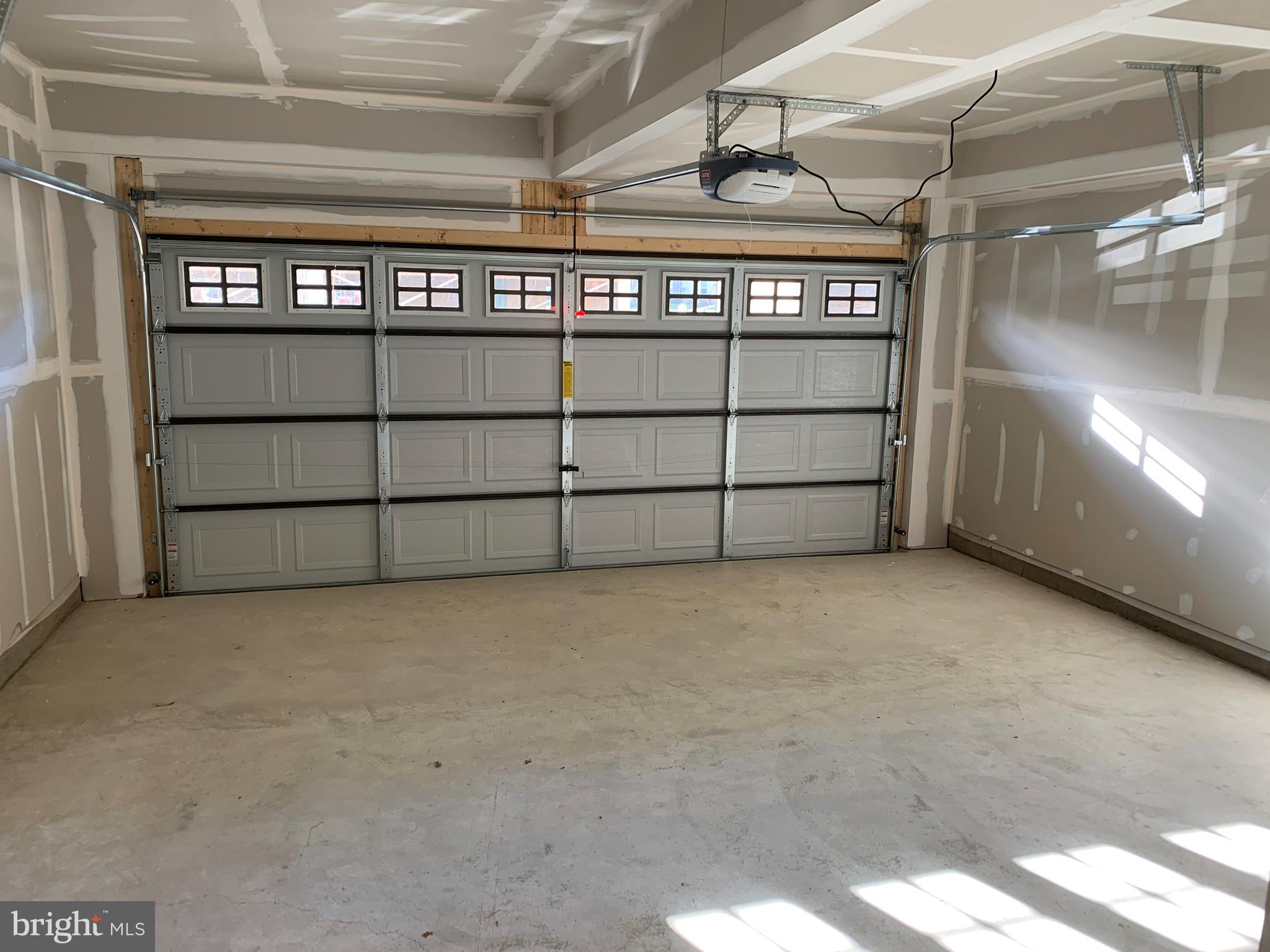 HAMILTON PARK - Residential Lease