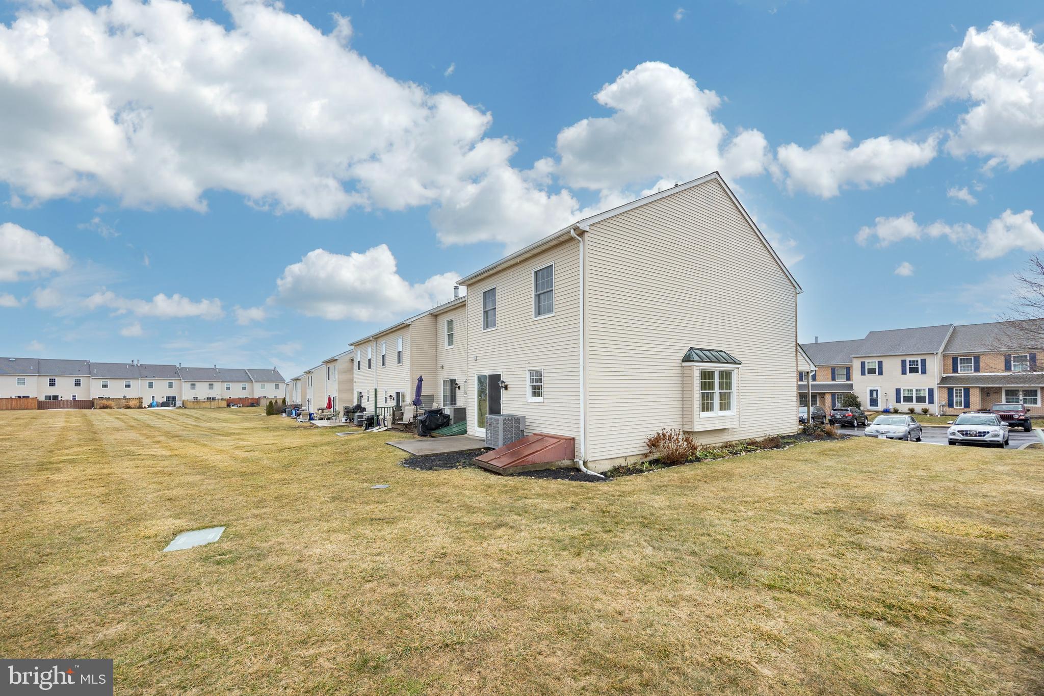 1242 PINE RIDGE DRIVE