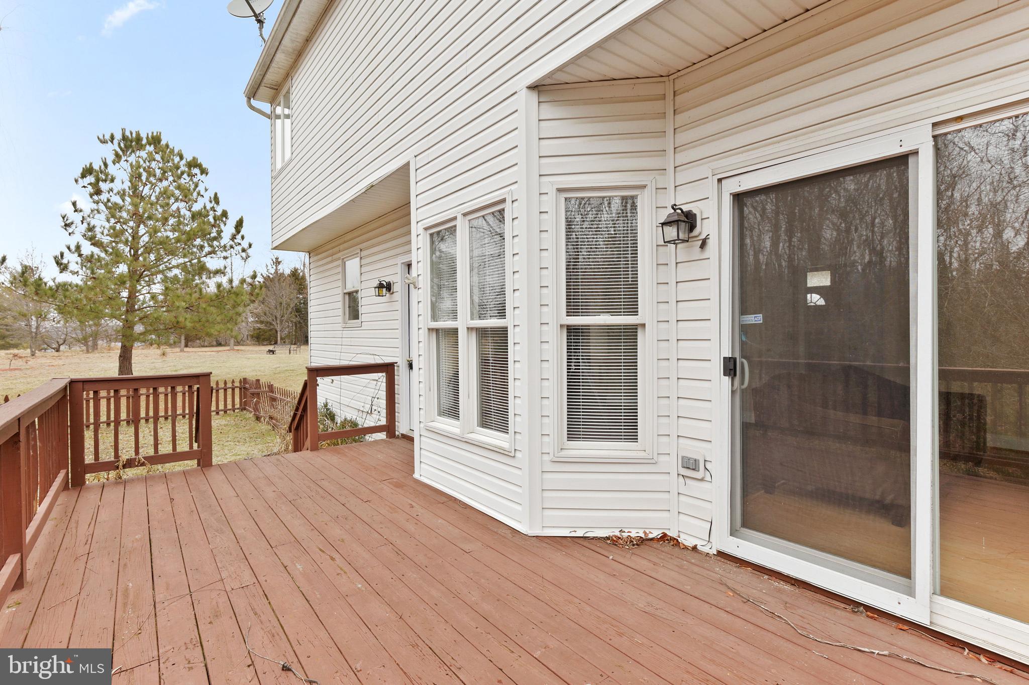 GARNETT GARTH - Residential