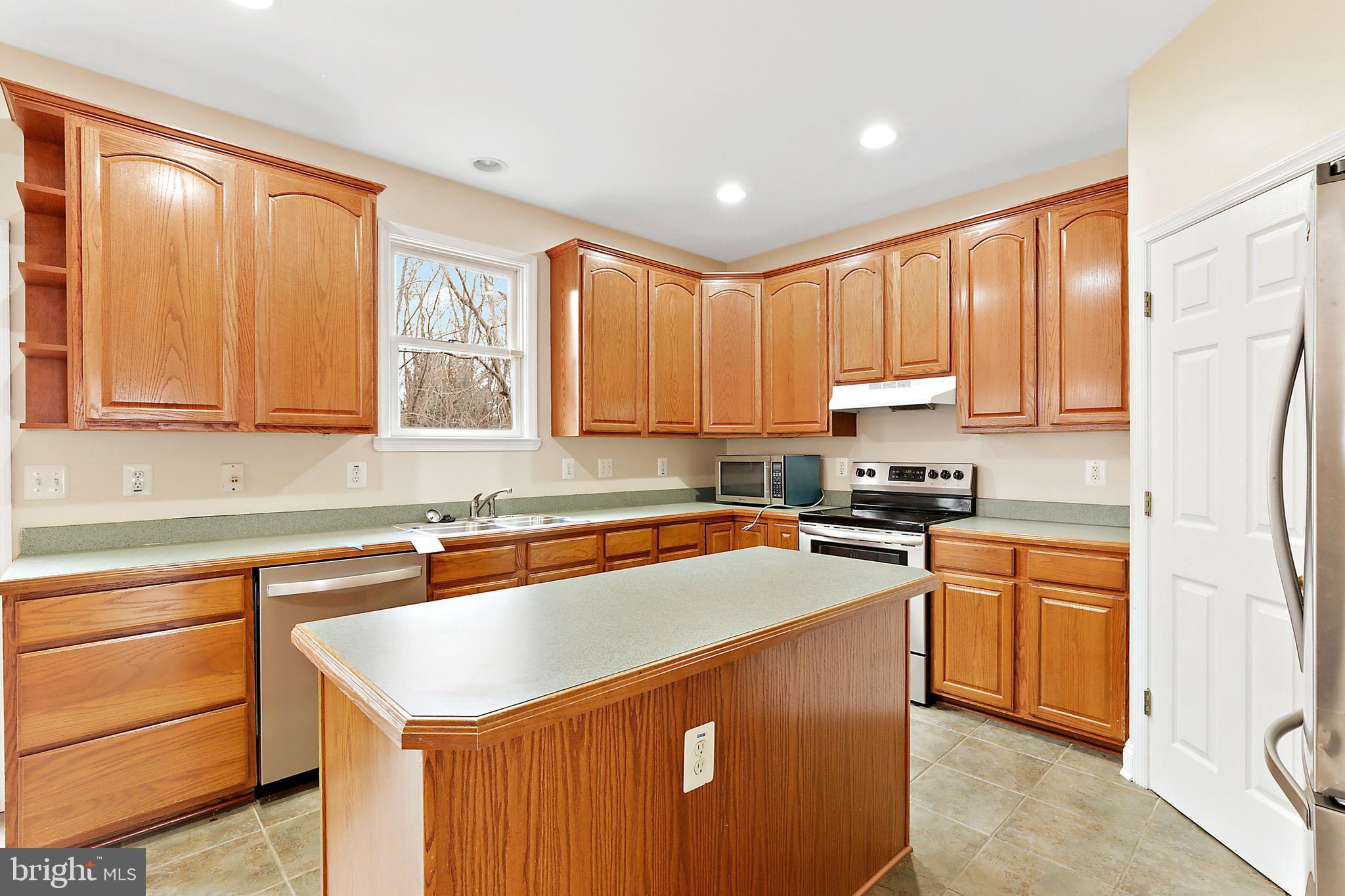 GARNETT GARTH - Residential