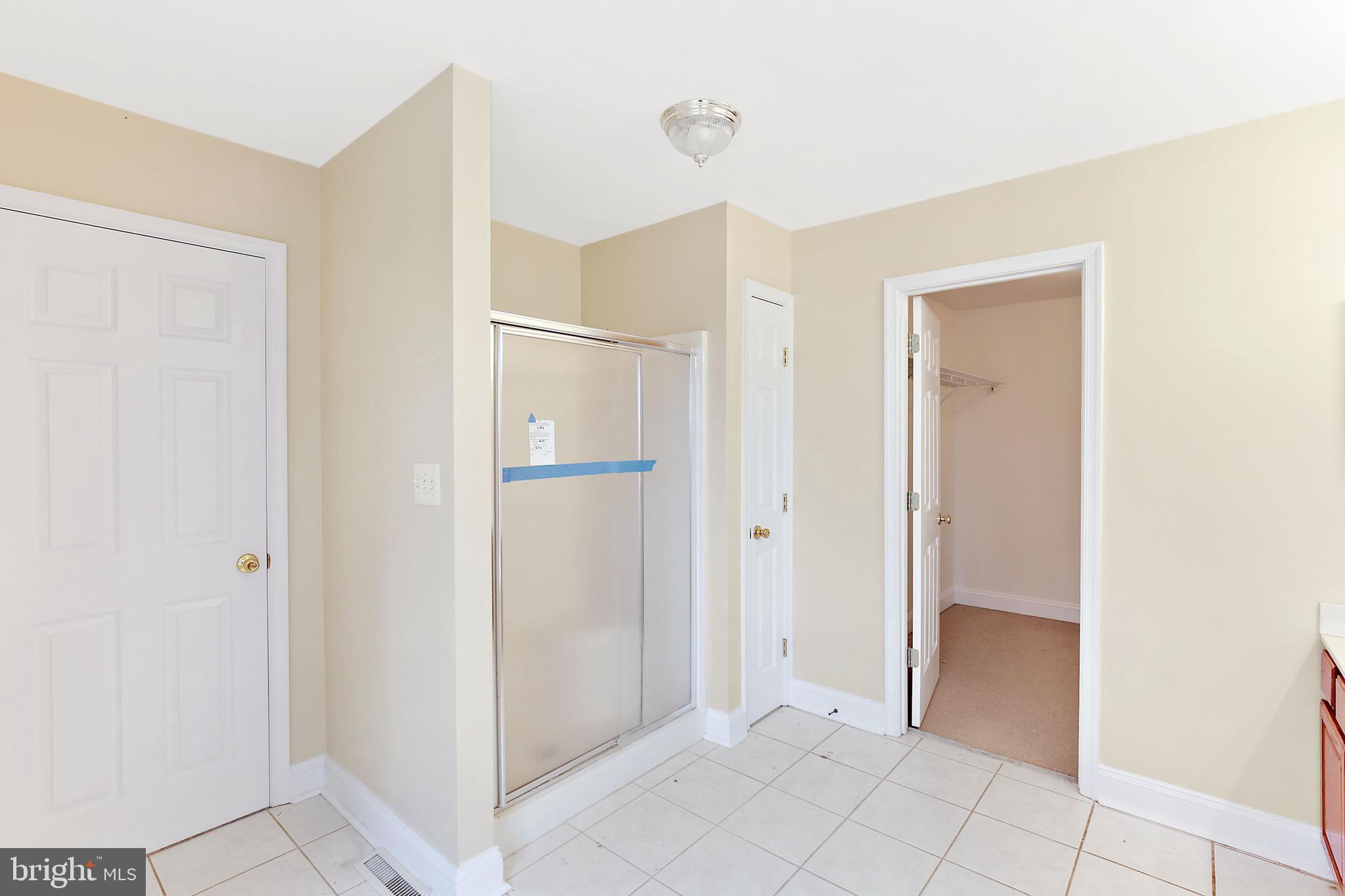 GARNETT GARTH - Residential