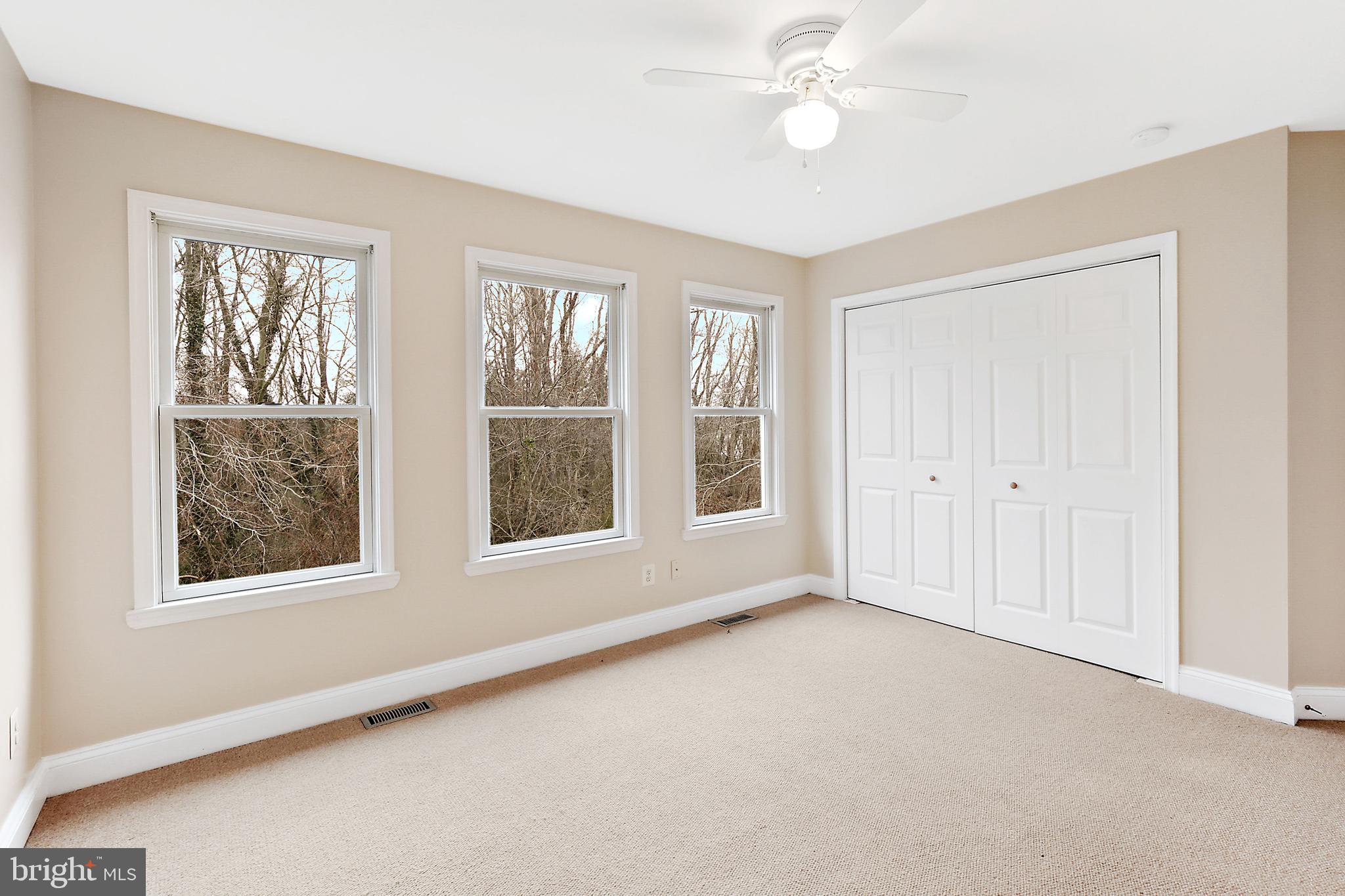 GARNETT GARTH - Residential