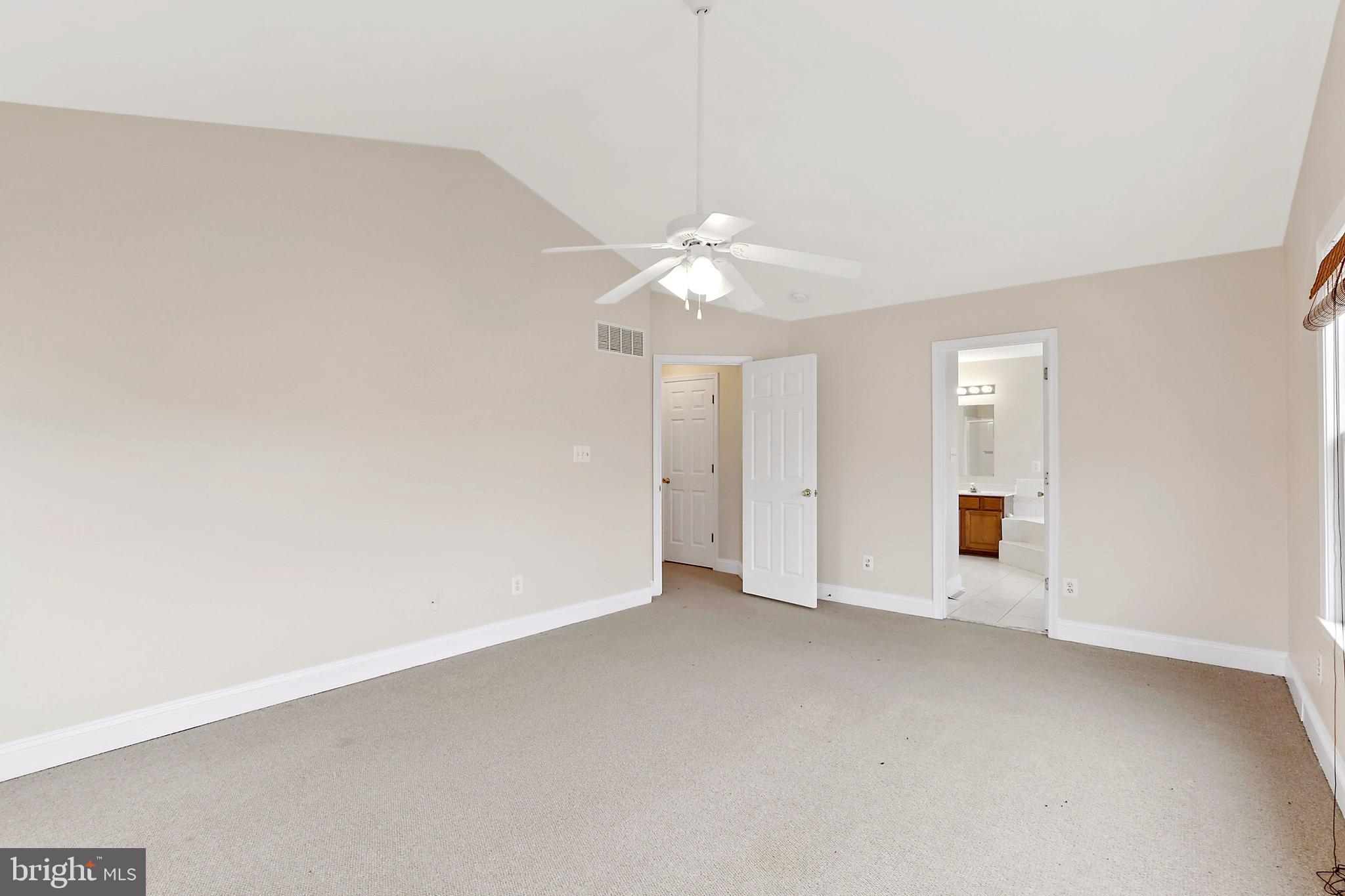 GARNETT GARTH - Residential