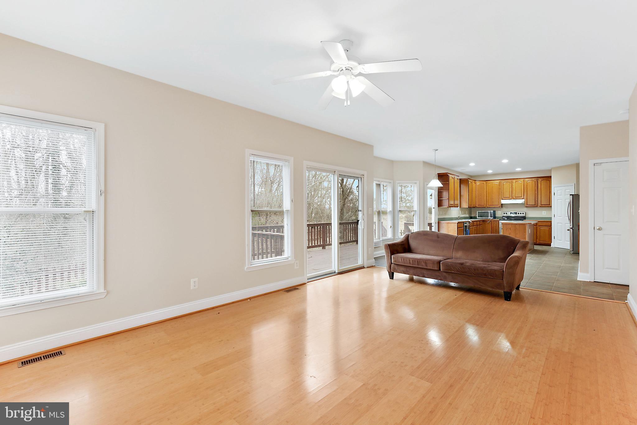 GARNETT GARTH - Residential