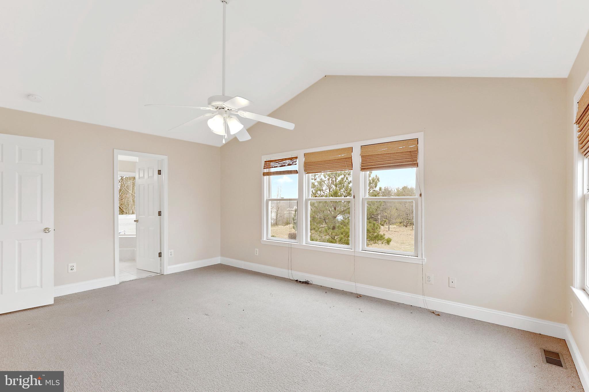 GARNETT GARTH - Residential