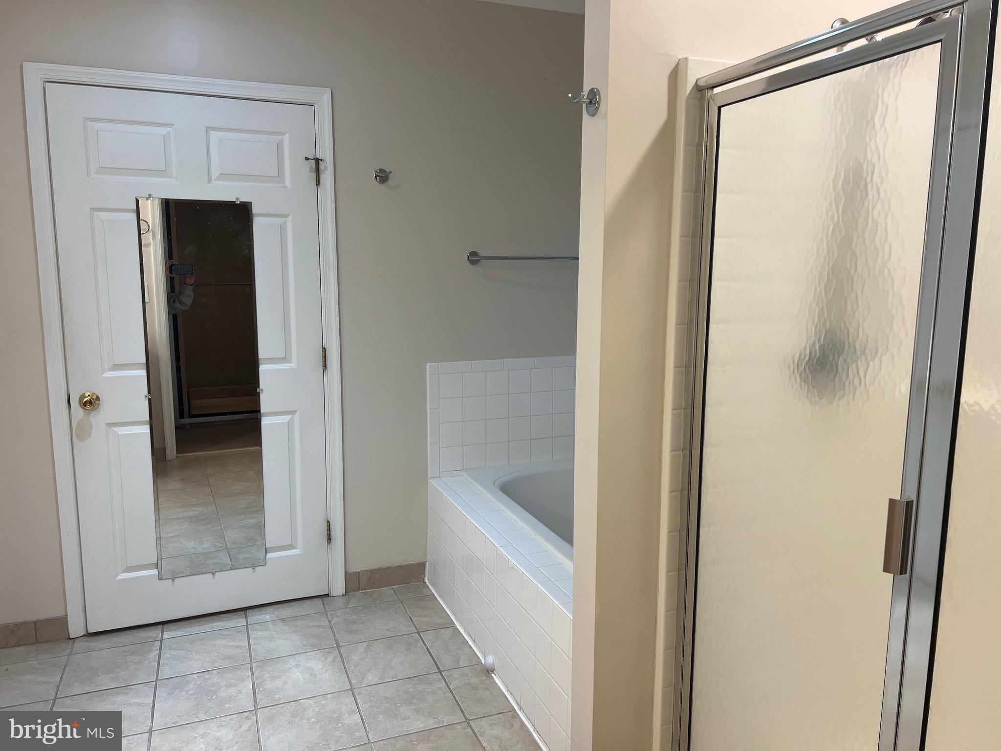 LAKE OF THE WOODS - Residential Lease