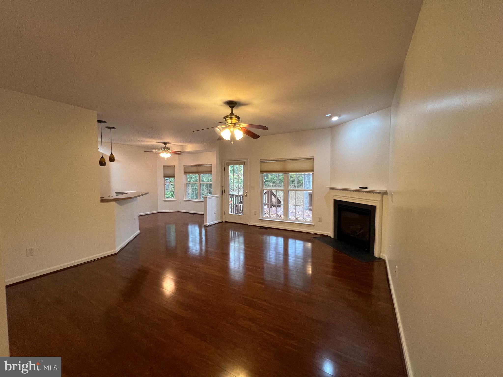 LAKE OF THE WOODS - Residential Lease