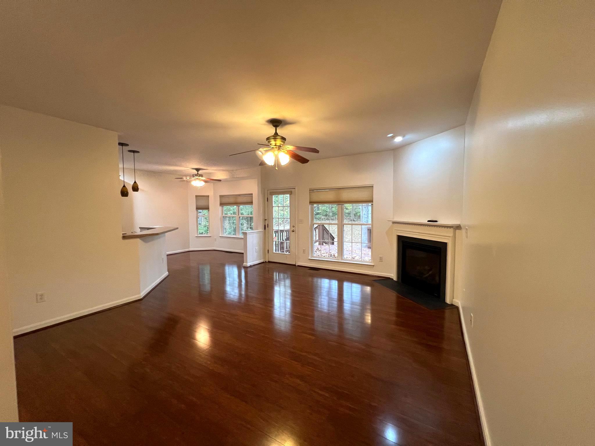 LAKE OF THE WOODS - Residential Lease