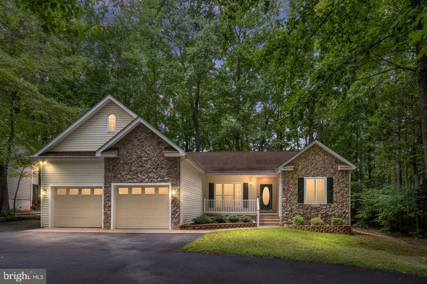 Beautiful rental in amenity filled Lake of The Woods. This 3 BR/2BA has a large open floor plan with hardwood floors and features a cozy kitchen nook which overlooks a treelined yard where wildlife watchers will enjoy their morning coffee. The living room has a stone fireplace amid elegant arched entryways with a separate dining room for entertaining. The primary bedroom, bath and closet are large with room for a sitting area. The deck runs the length of the back of the house with an awning for shade as needed. The patio has an area for table and chairs to enjoy the serenity of the back yard. Application fee is $65 per adult. Must have minimum credit score of 675. RentSpree link: https://apply.link/nkRTeKE