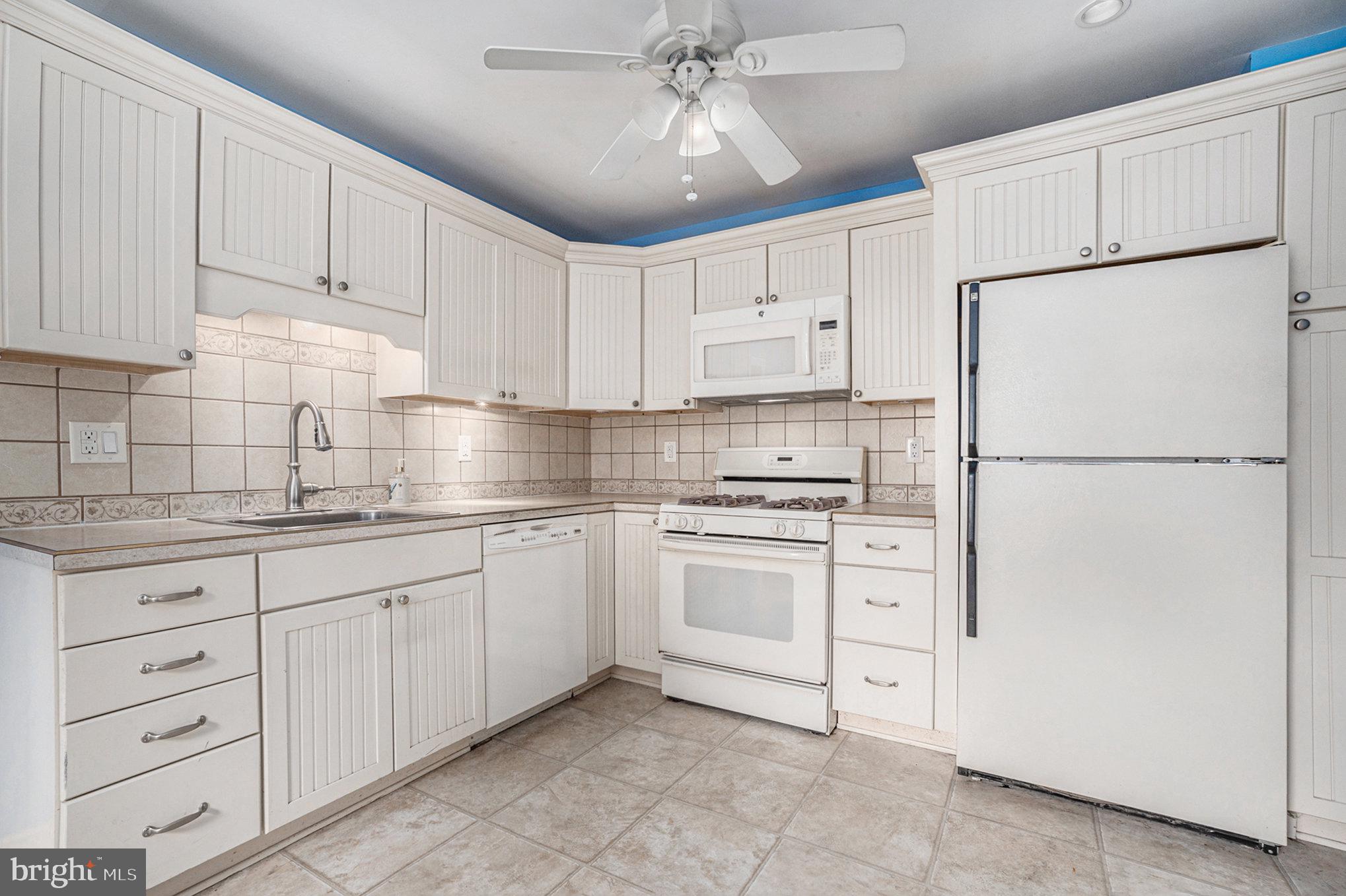 CONSHOHOCKEN - Residential