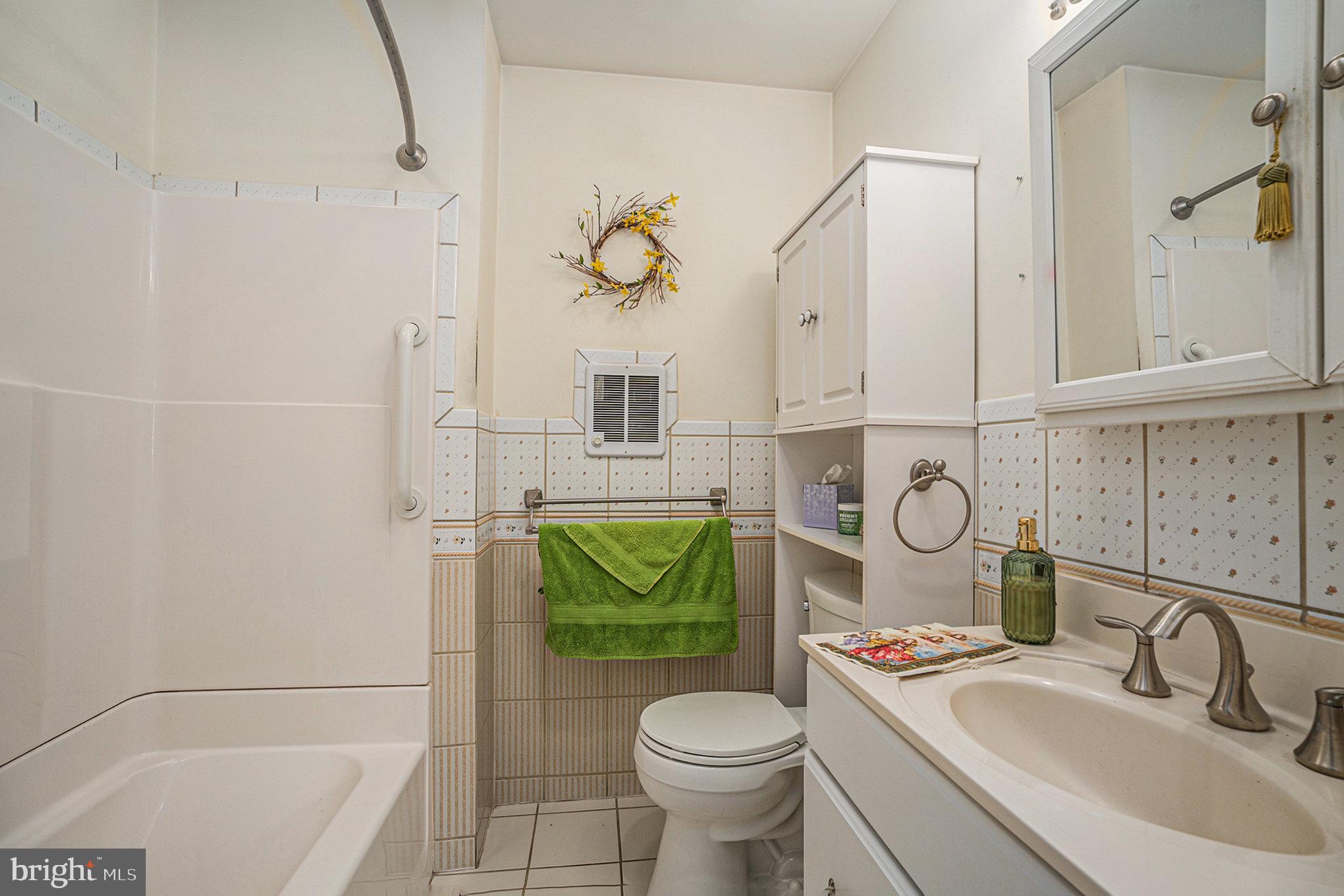 CONSHOHOCKEN - Residential