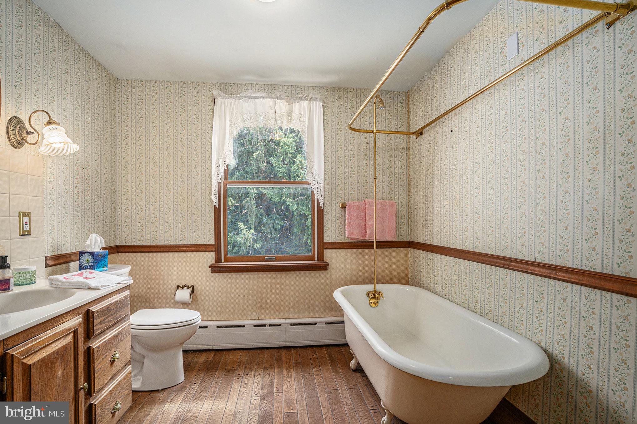 CONSHOHOCKEN - Residential