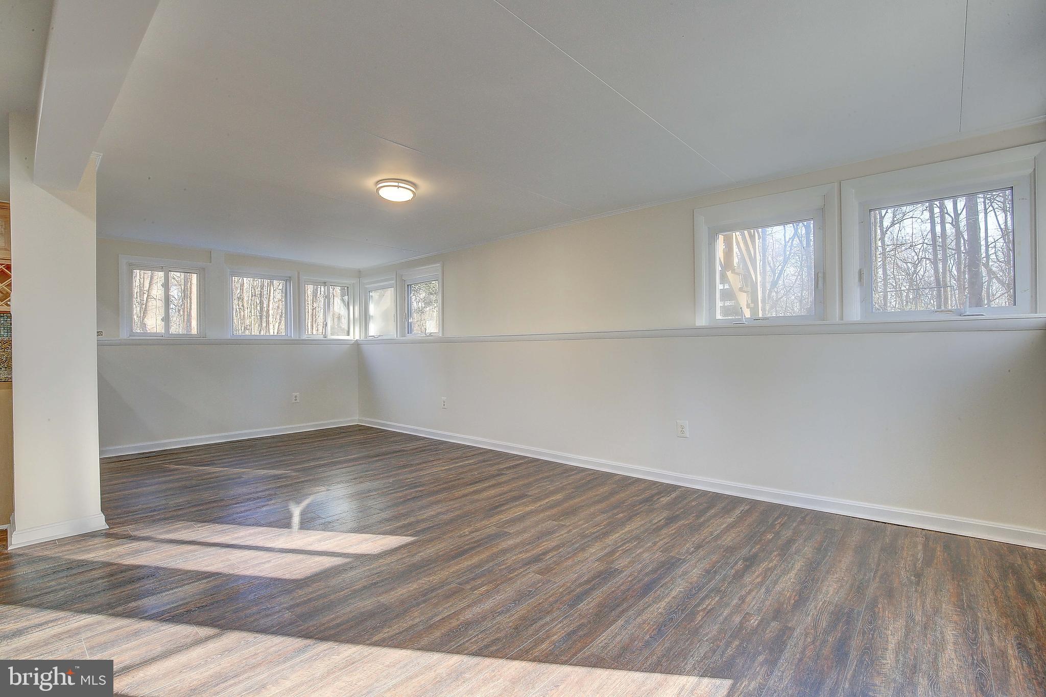 POTOBAC SHORES SUB - Residential