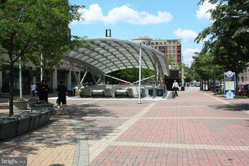 MONROE - Residential