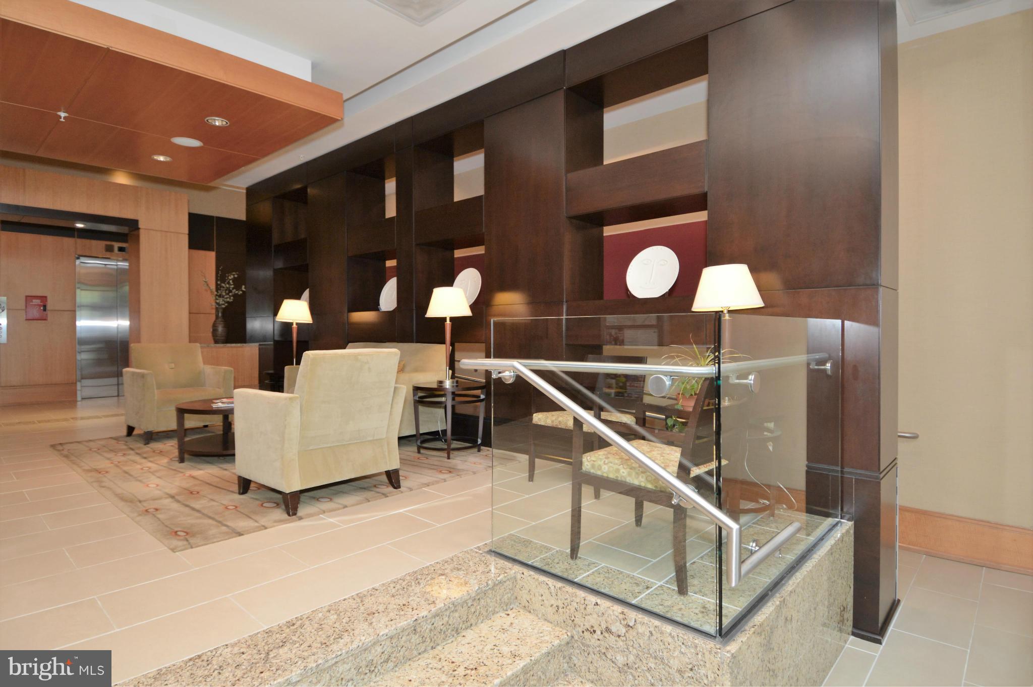 MONROE - Residential