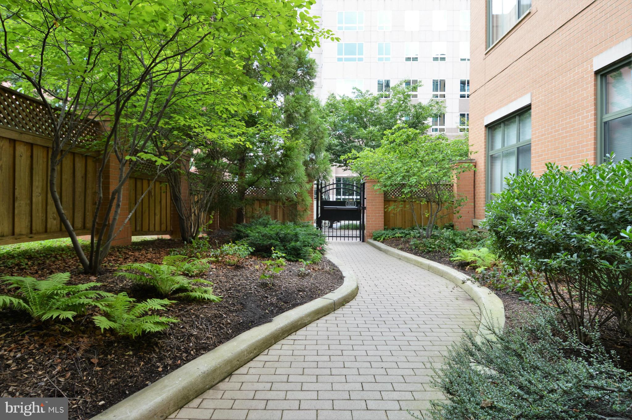 MONROE - Residential