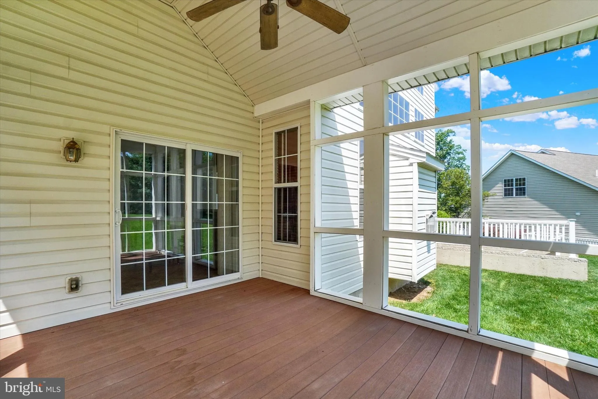 York, Pennsylvania 17403, United States, 4 Bedrooms Bedrooms, ,4 BathroomsBathrooms,Residential,Active,145122