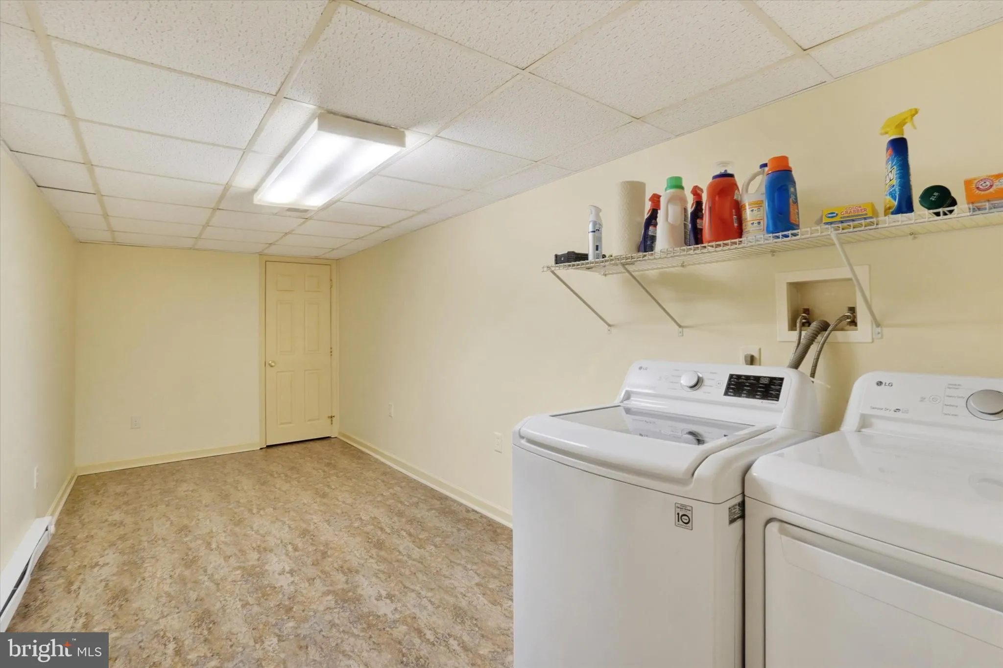 York, Pennsylvania 17403, United States, 4 Bedrooms Bedrooms, ,4 BathroomsBathrooms,Residential,Active,145122