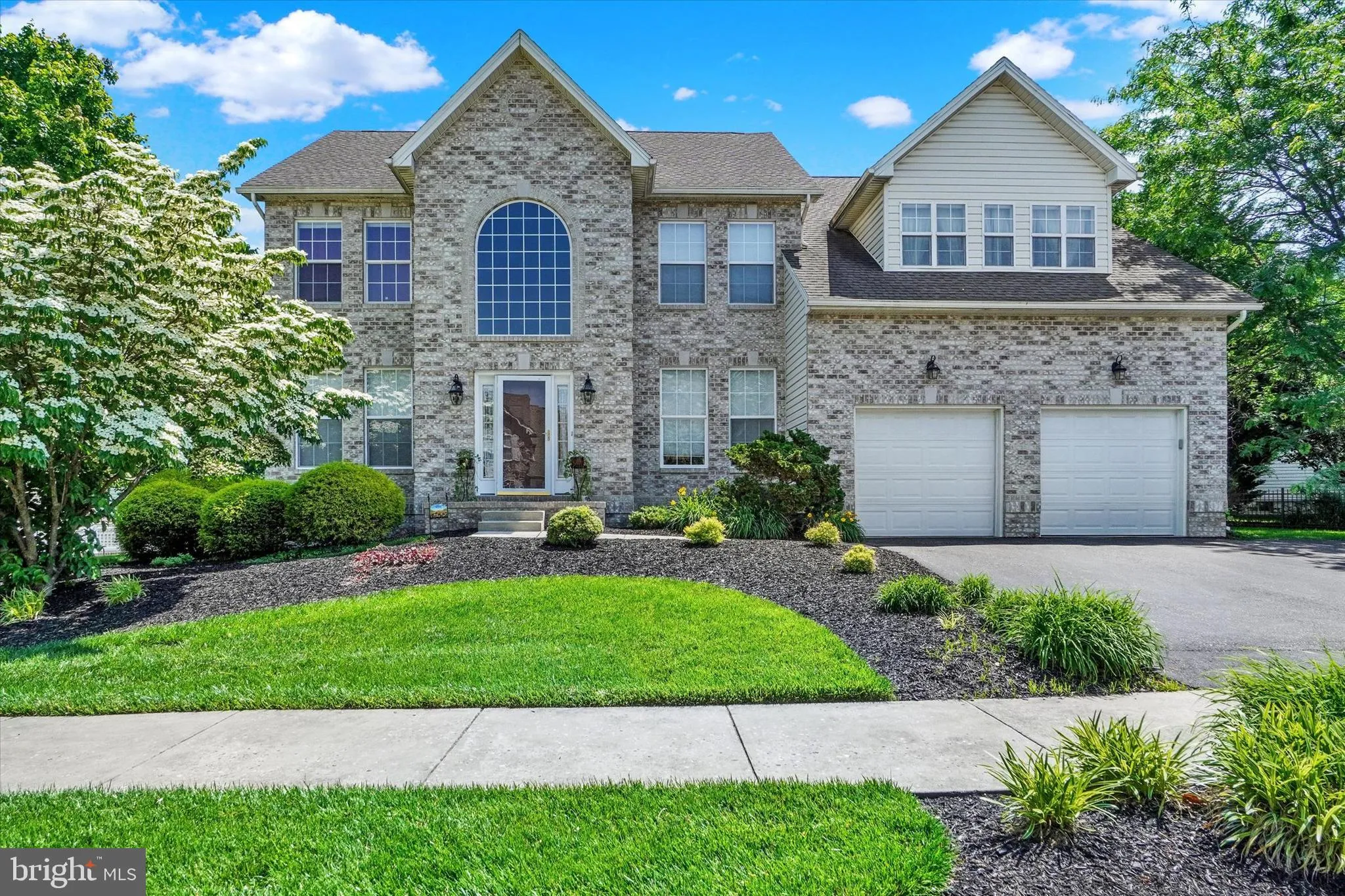 York, Pennsylvania 17403, United States, 4 Bedrooms Bedrooms, ,4 BathroomsBathrooms,Residential,Active,145122