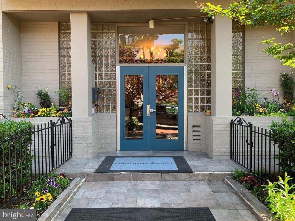 Photo of 2130 N Street NW #410, WASHINGTON, DC 20037 (MLS # DCDC2224878)
