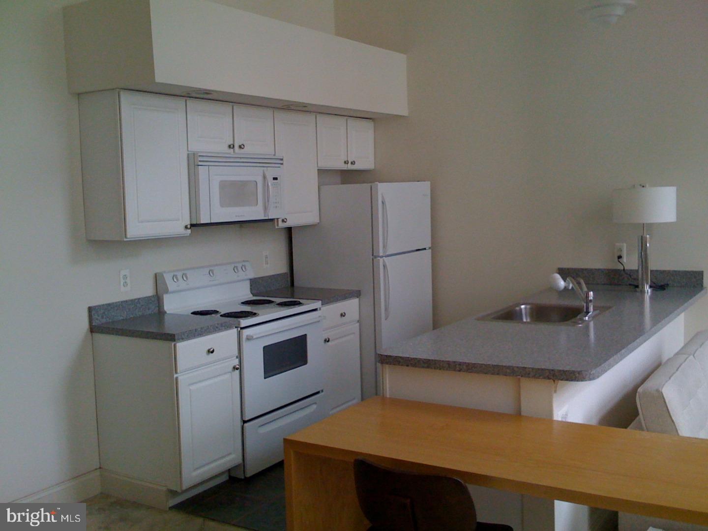 WASHINGTON SQ WEST - Residential Lease