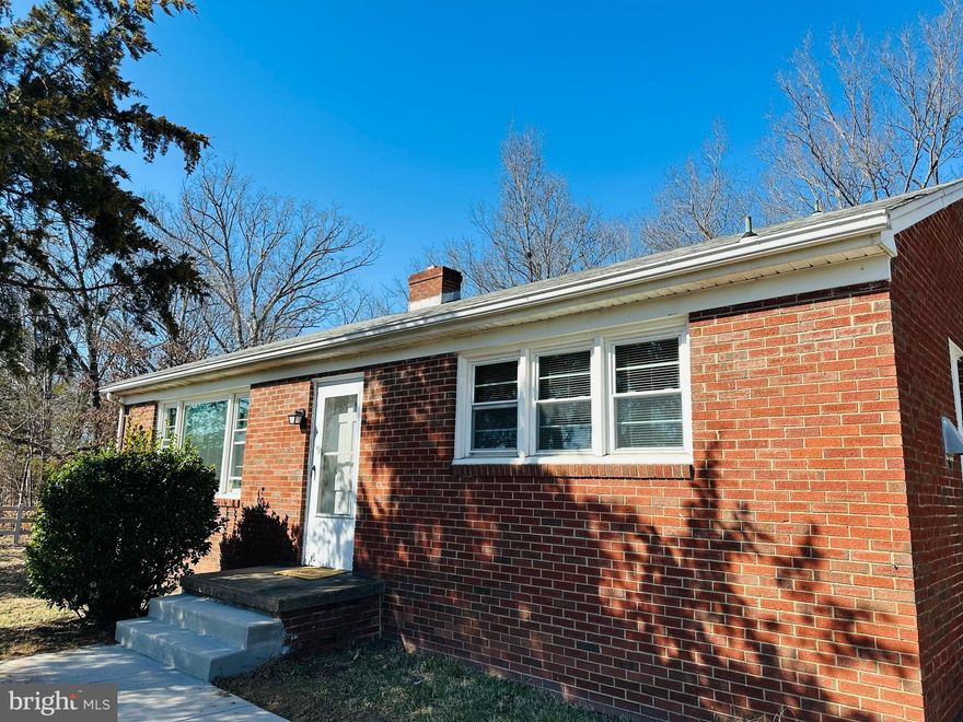 Discover this delightful 3-bedroom, 1-bath home, beautifully updated to offer a fresh and modern living experience. Enjoy the newly refinished hardwood floors and fresh paint throughout, creating a bright and welcoming atmosphere. The home features an eat-in kitchen, perfect for casual dining and gatherings. Situated in a great location, this property combines the appeal of a quiet residential area with the convenience of easy access to local amenities.