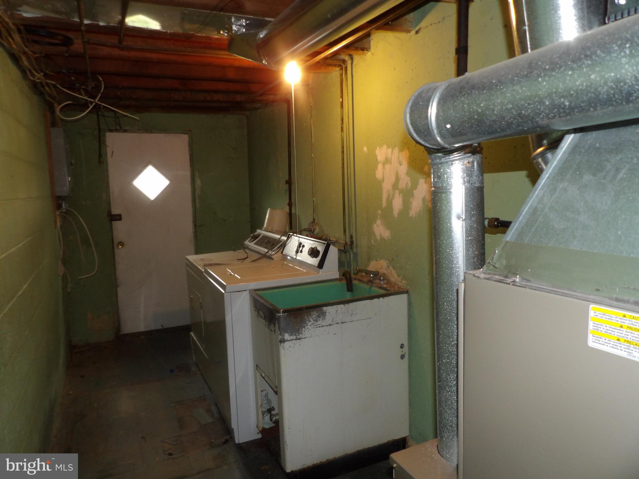 MAYFAIR (WEST) - Residential