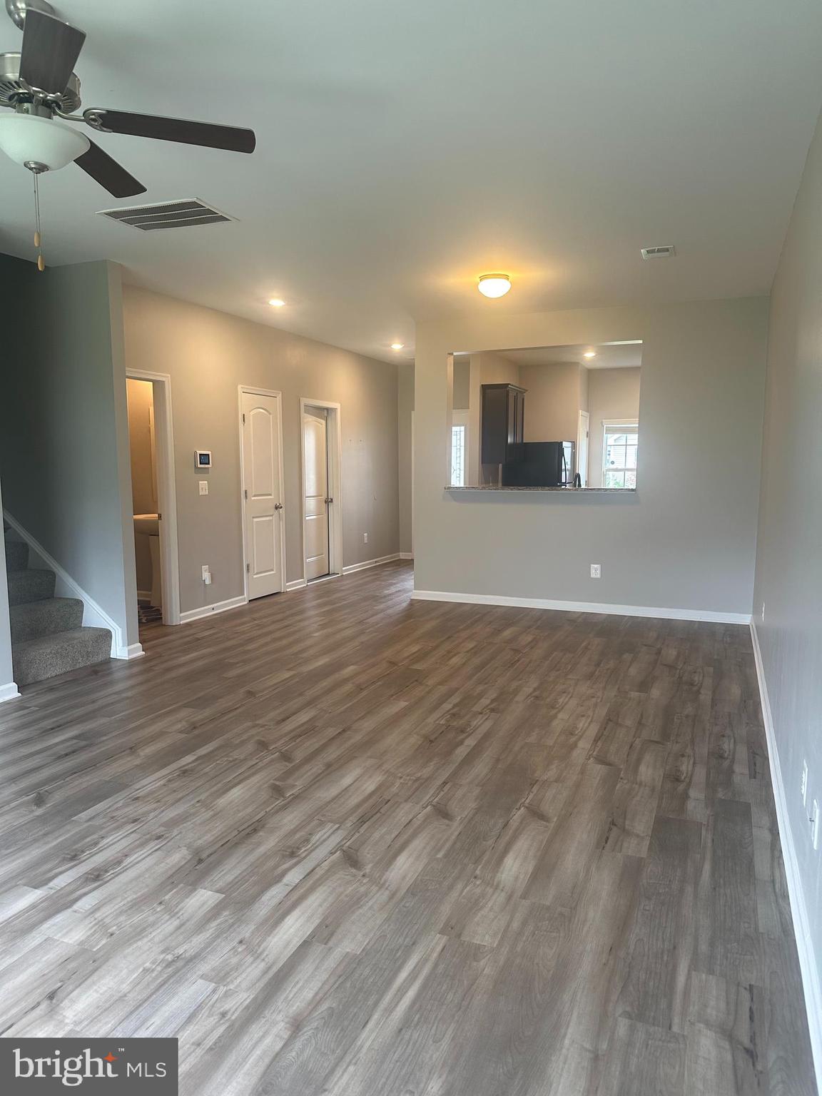 MCGINNIS POINT - Residential Lease