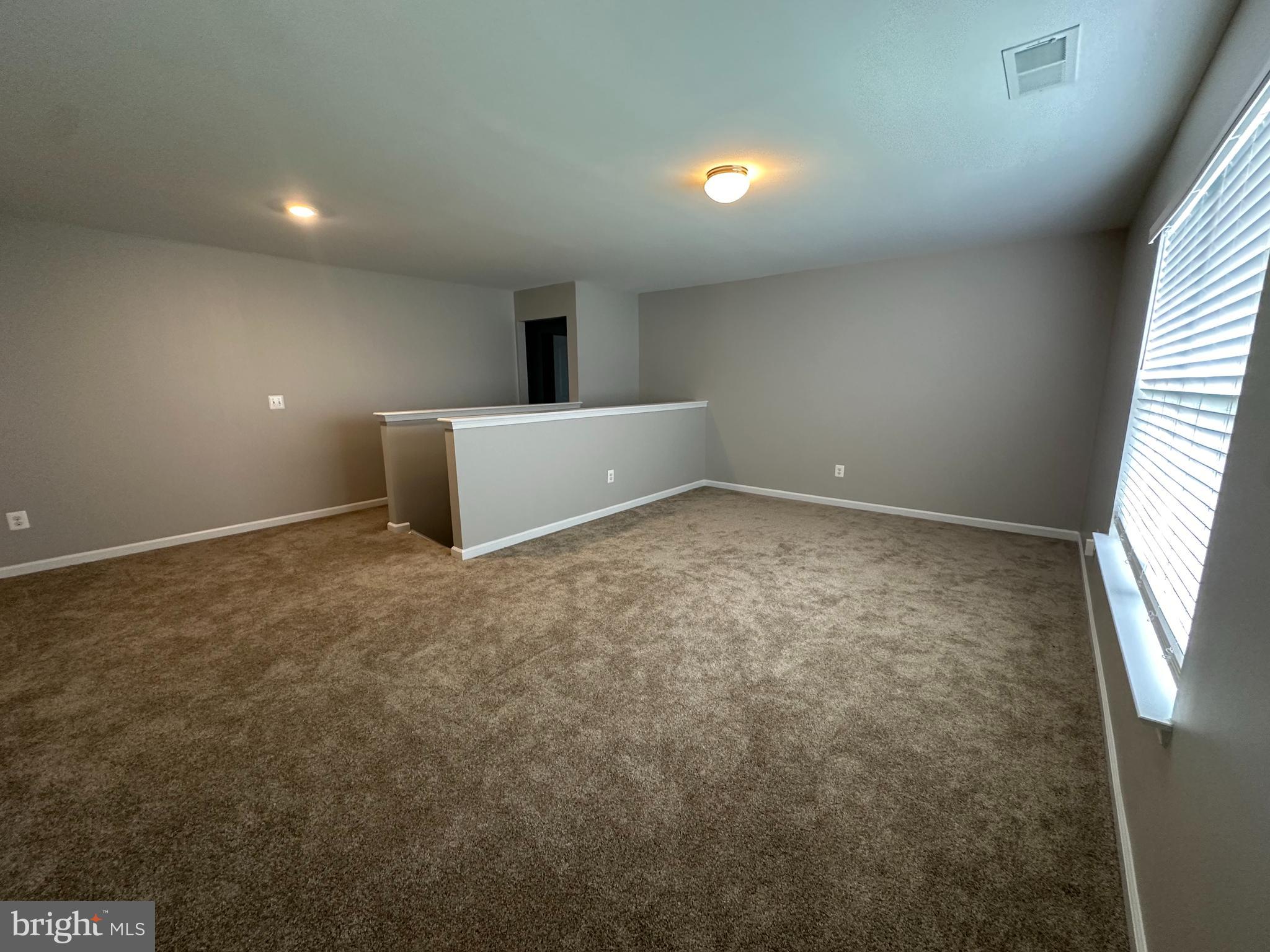 MCGINNIS POINT - Residential Lease