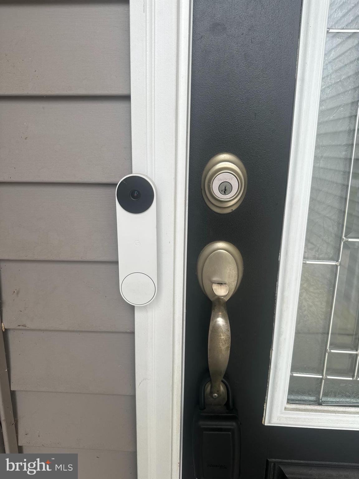 MCGINNIS POINT - Residential Lease