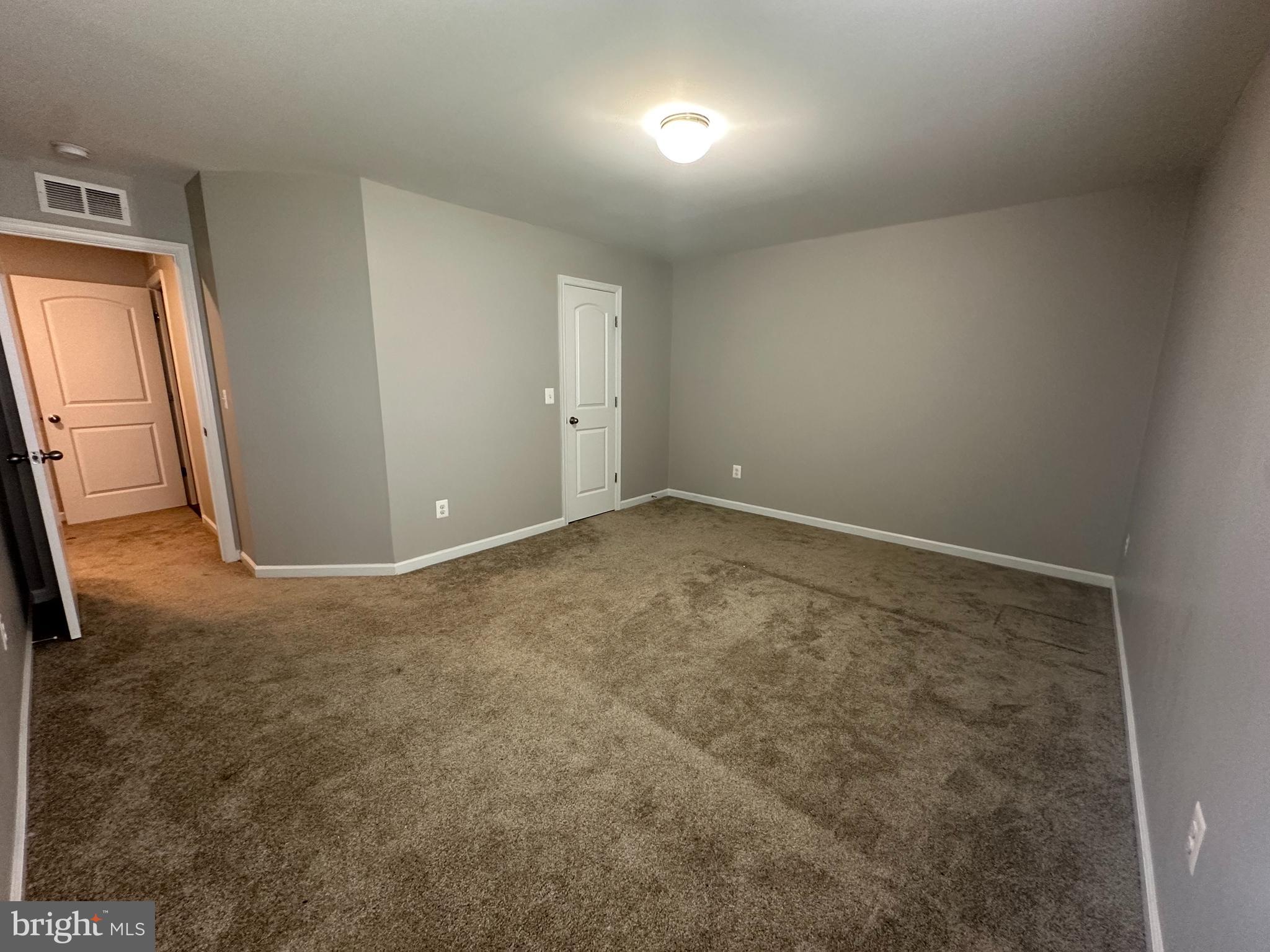 MCGINNIS POINT - Residential Lease