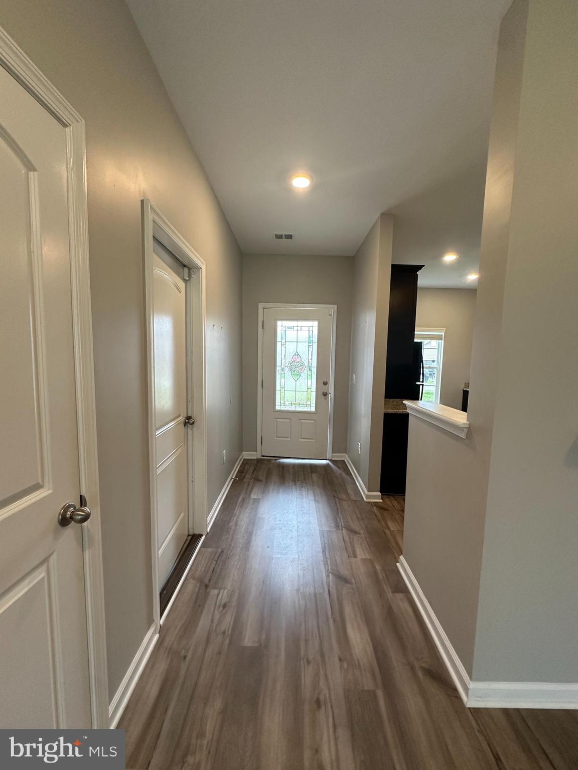 MCGINNIS POINT - Residential Lease