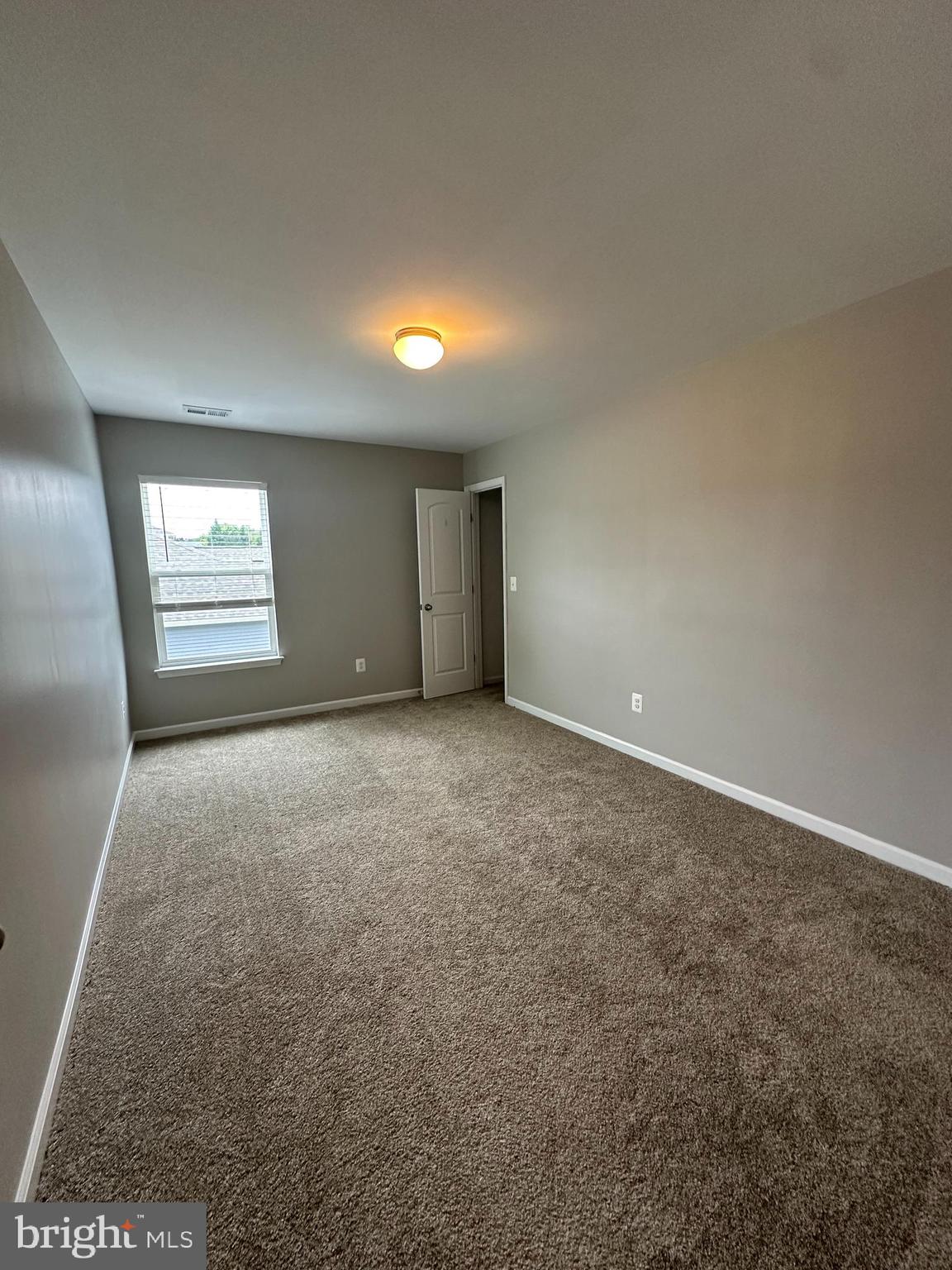 MCGINNIS POINT - Residential Lease