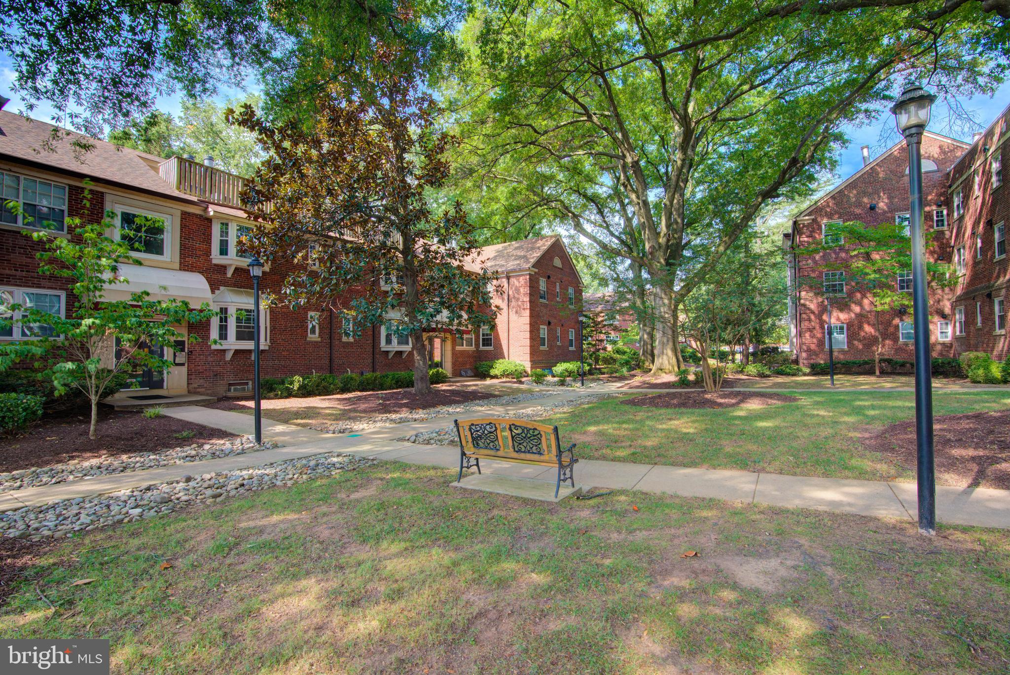 2102 N SCOTT STREET 109