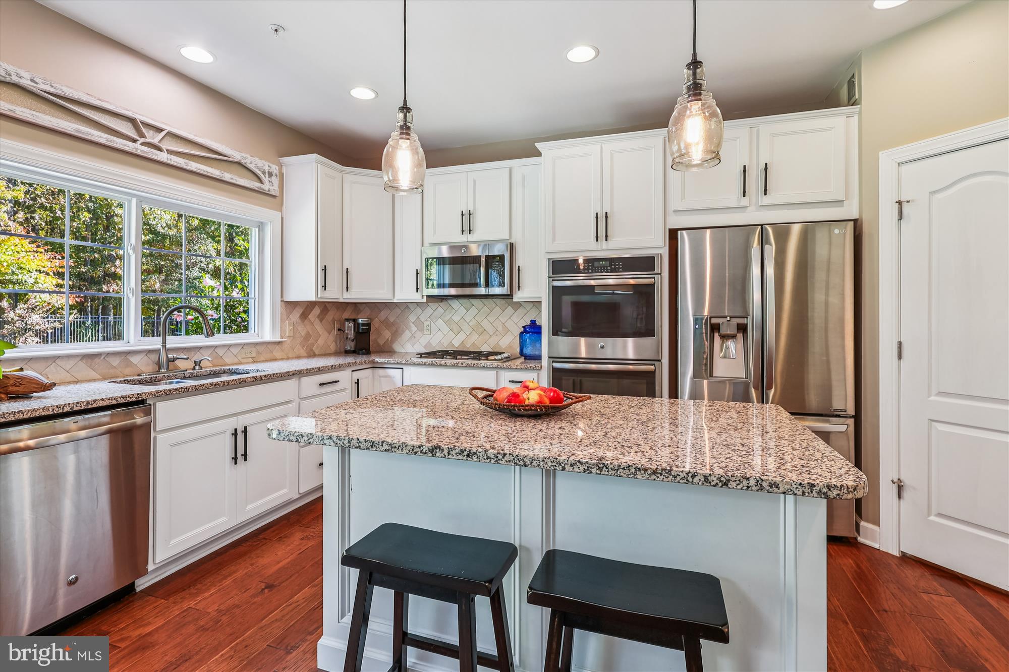 SOUTHPOINTE - Residential