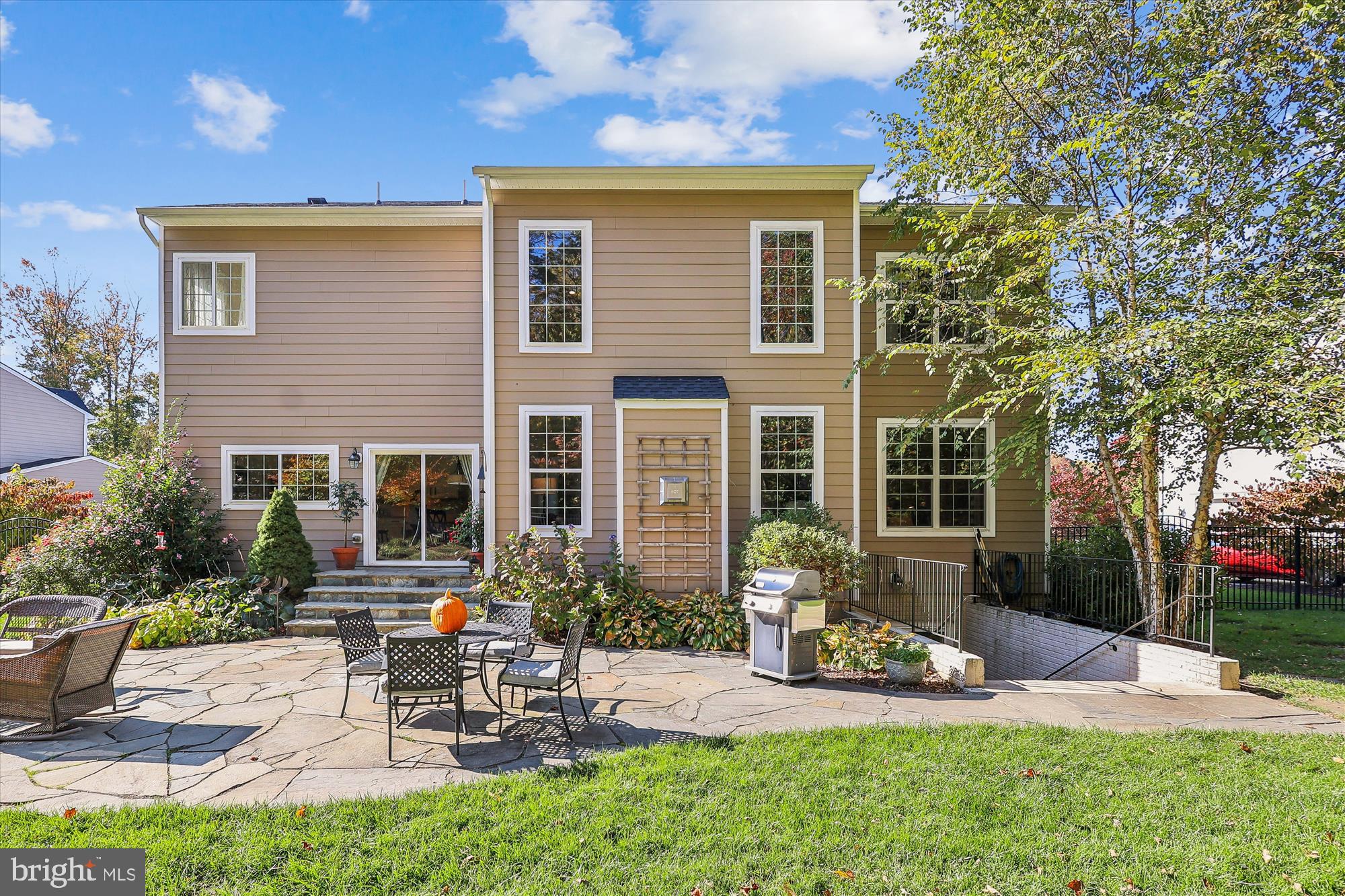 SOUTHPOINTE - Residential