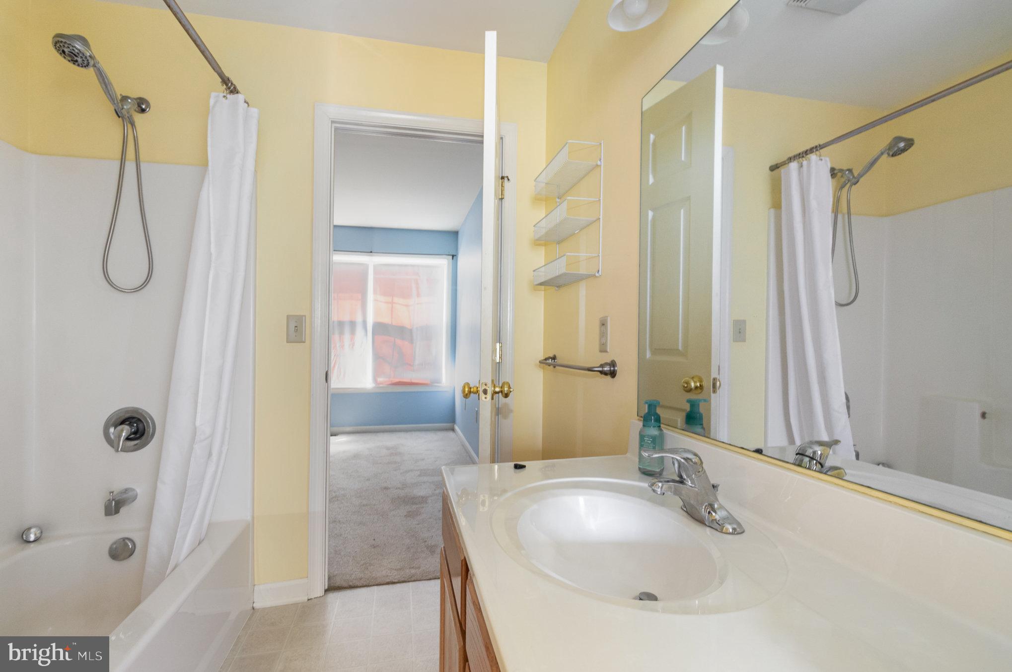 FAIRVIEW - Residential