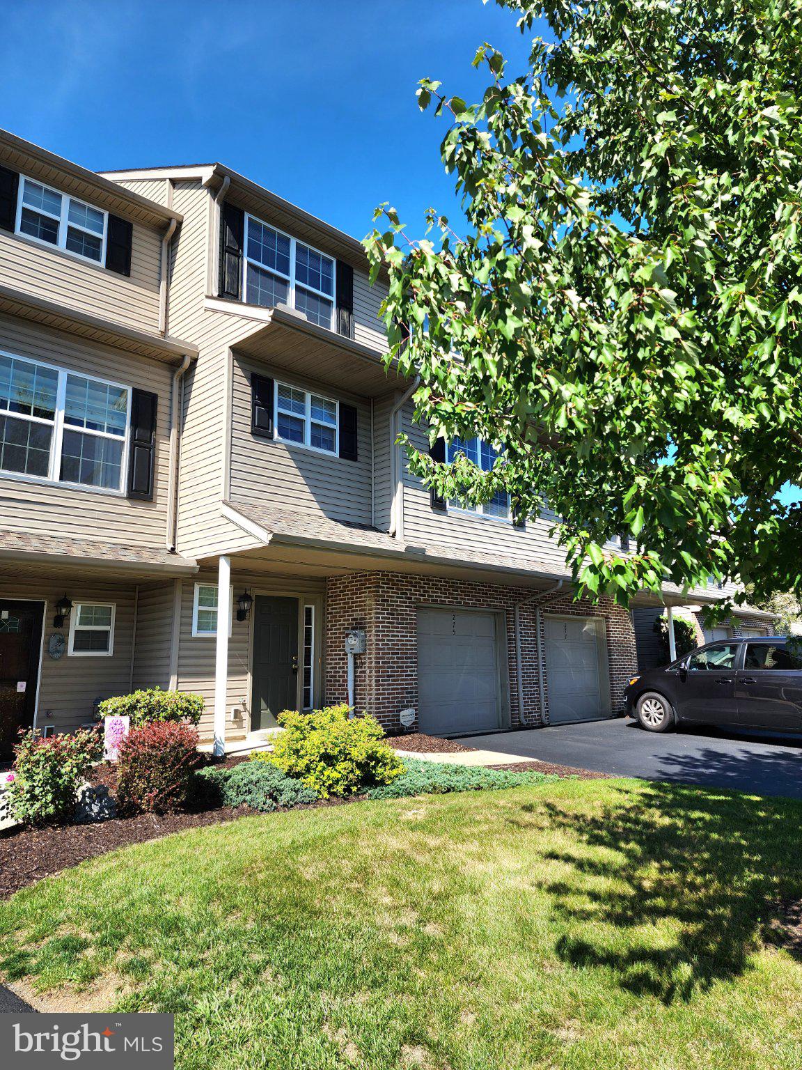 275 THRUSH DRIVE