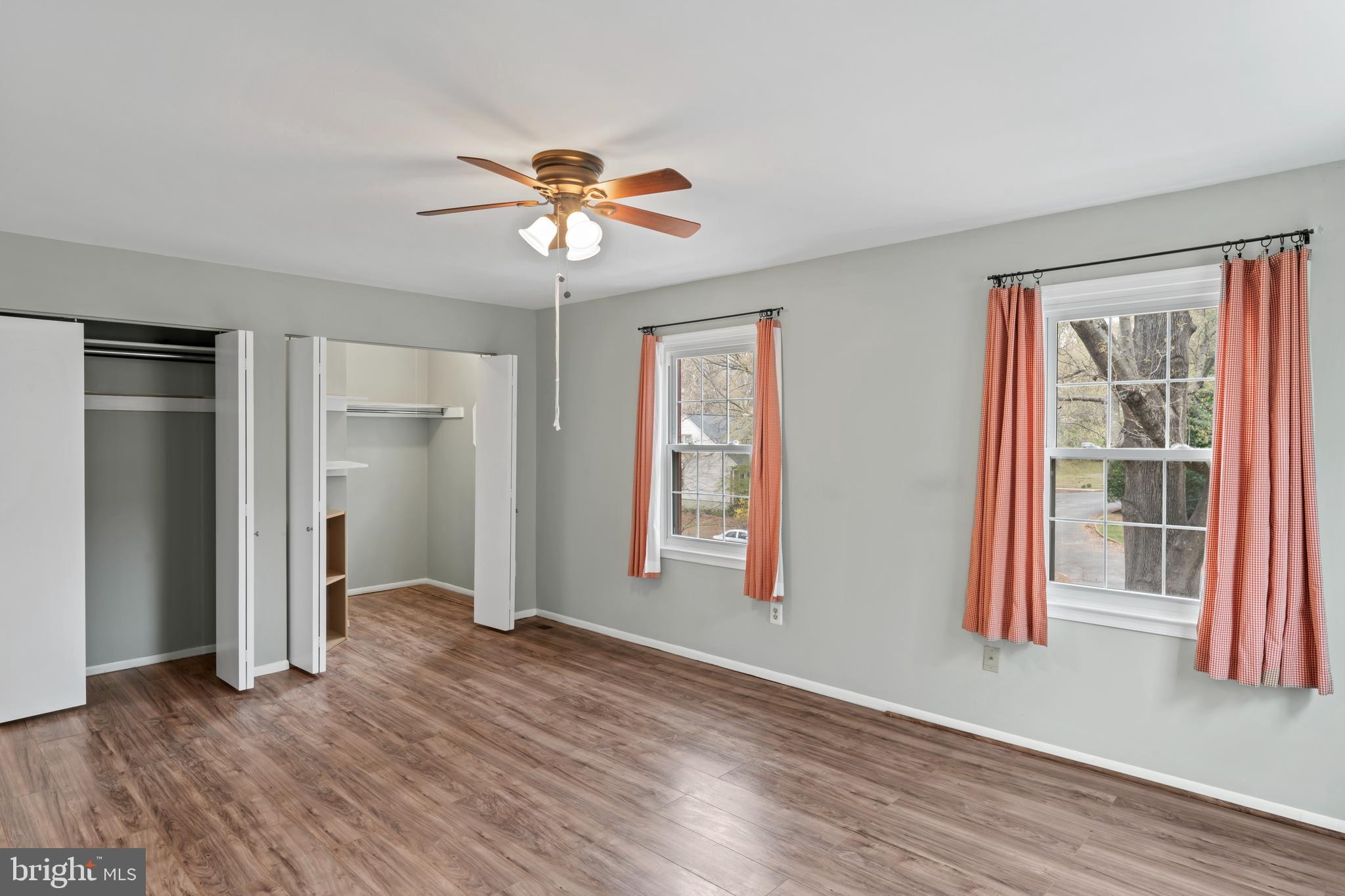 VILLA D ESTE VILLAGE - Residential