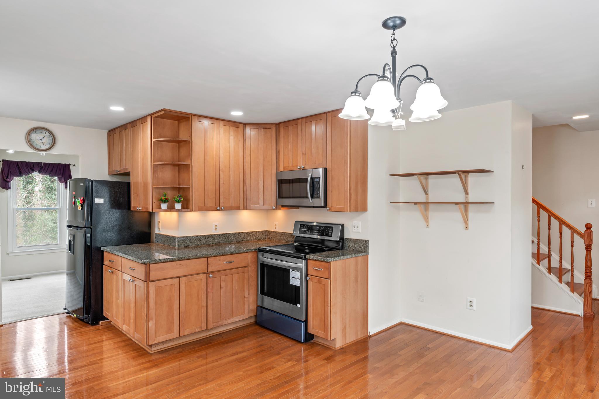 VILLA D ESTE VILLAGE - Residential