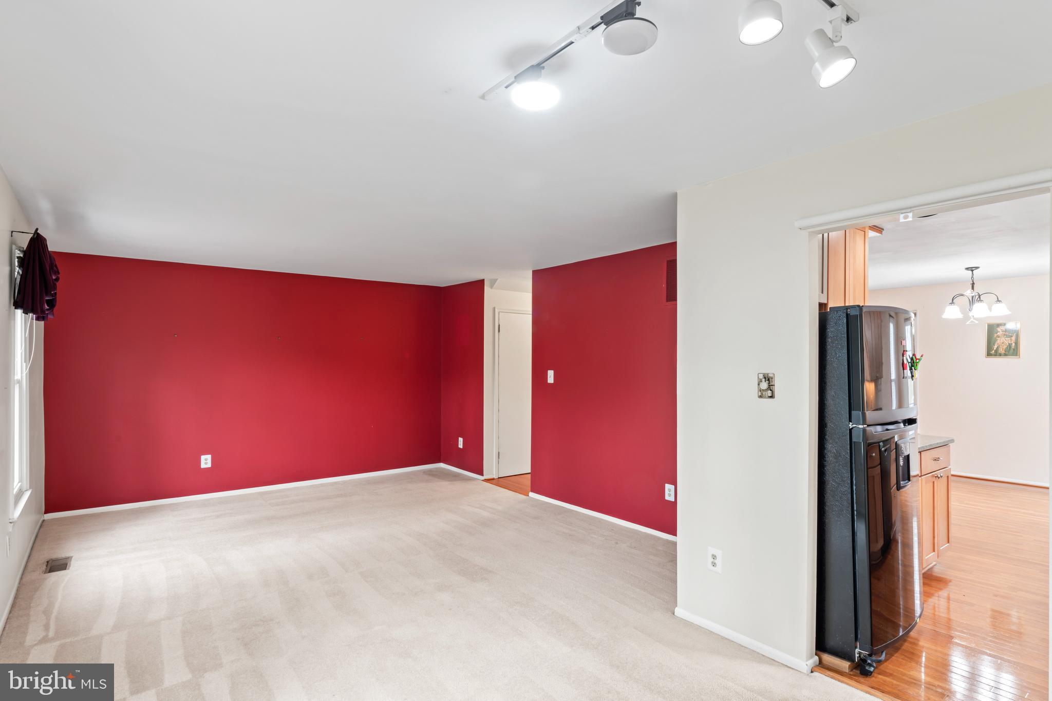 VILLA D ESTE VILLAGE - Residential