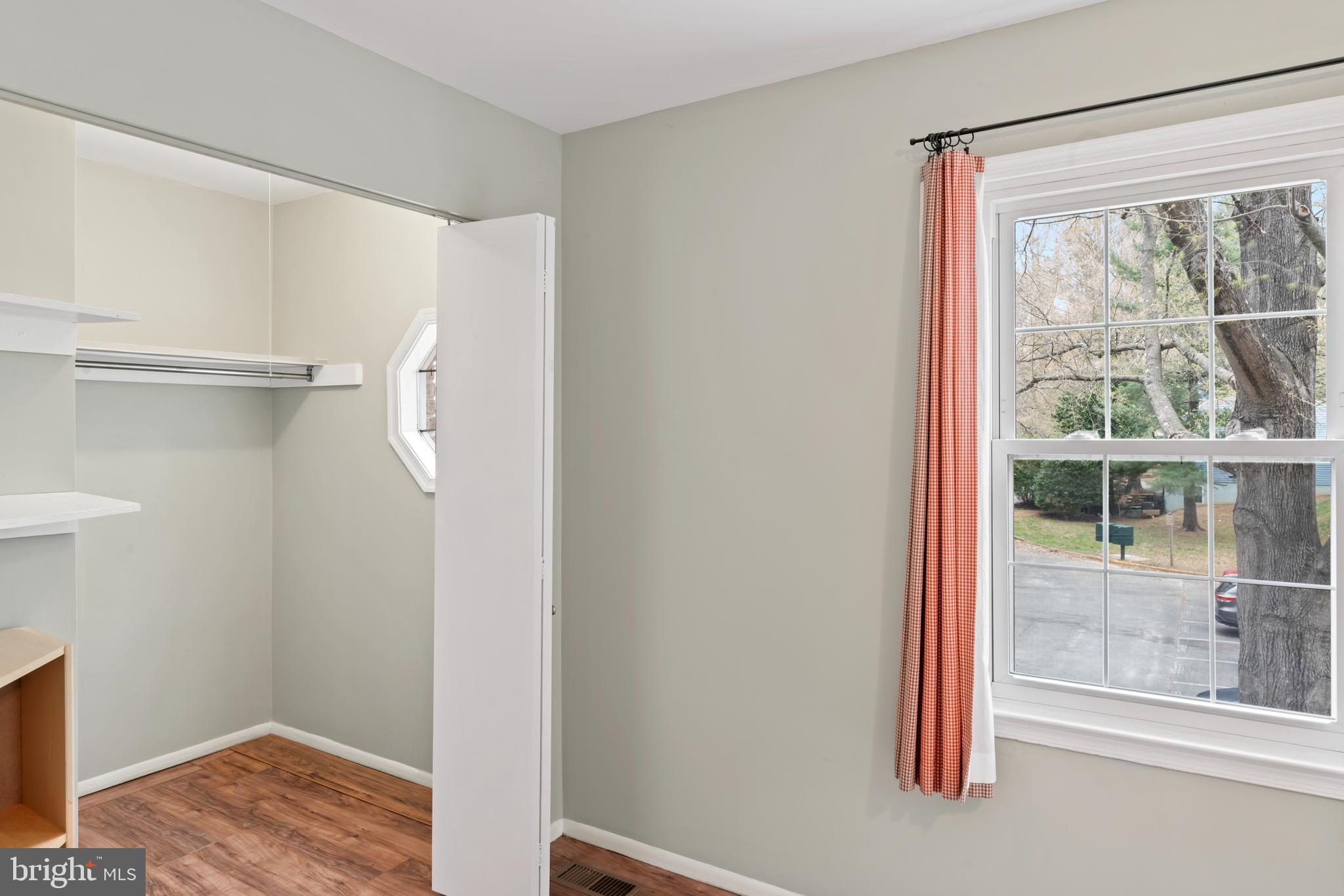 VILLA D ESTE VILLAGE - Residential