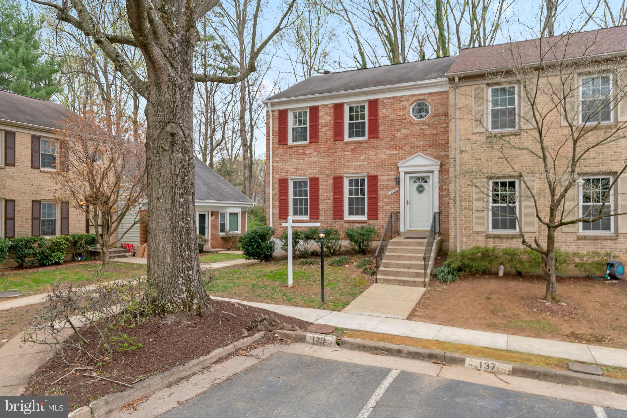 VILLA D ESTE VILLAGE - Residential