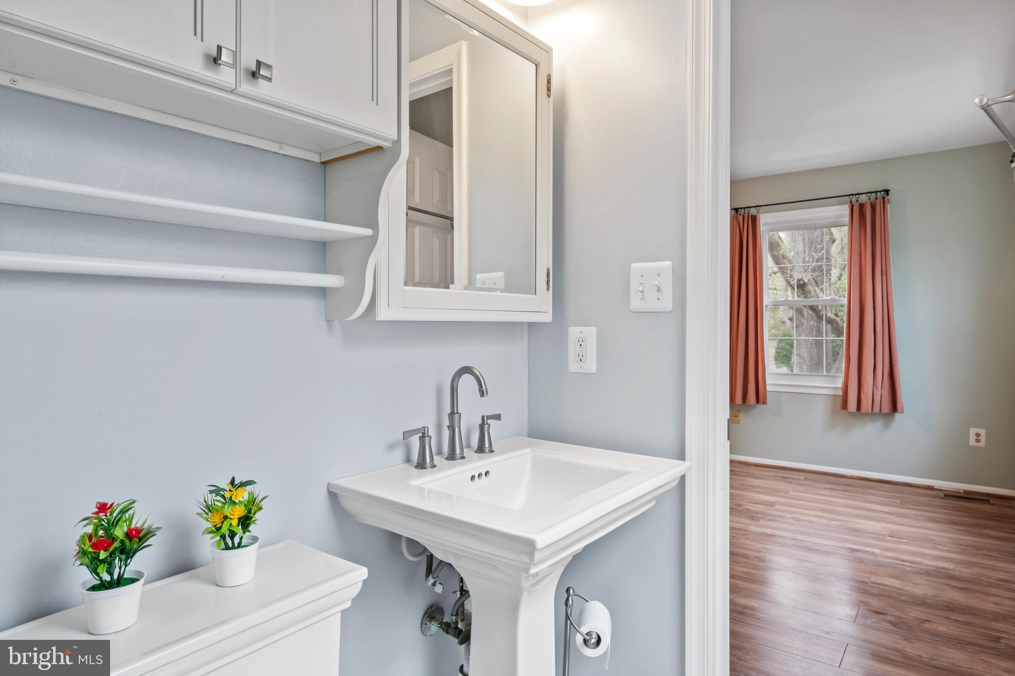 VILLA D ESTE VILLAGE - Residential