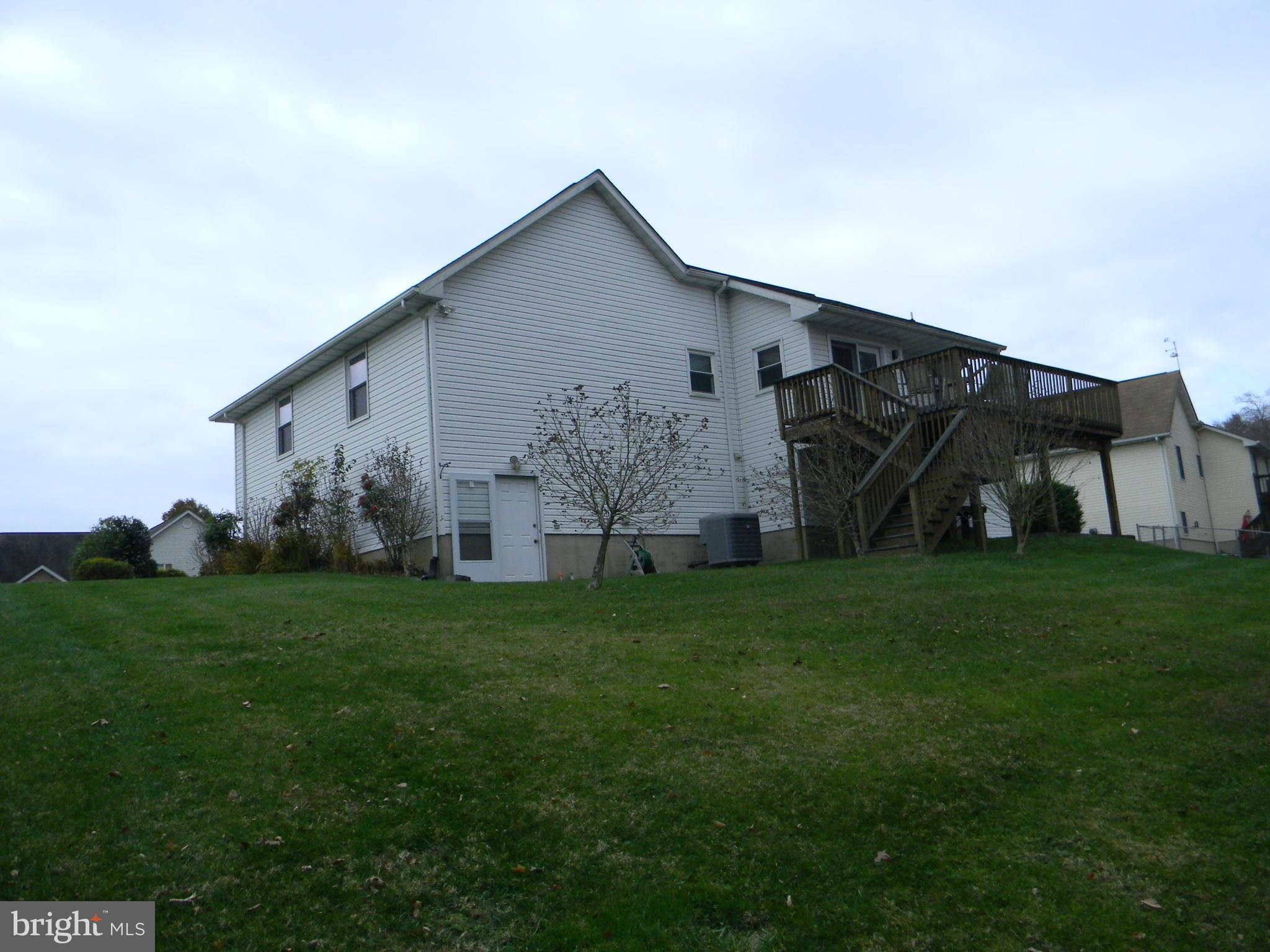 MAXA WOODS - Residential